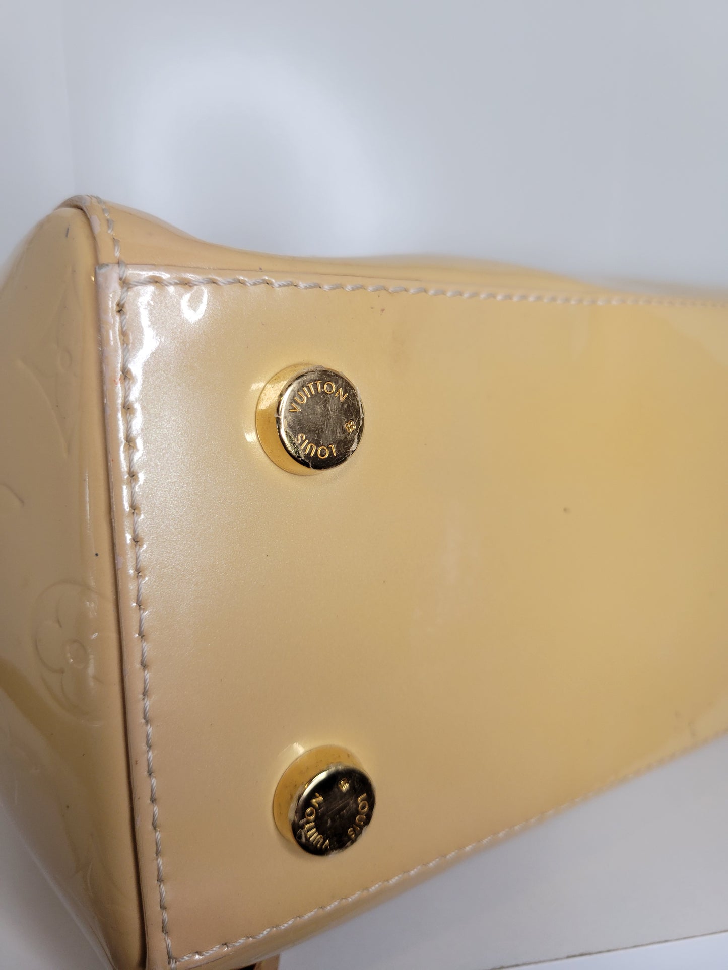 Louis Vuitton Rose Florentine / Beige Brea MM AA1170