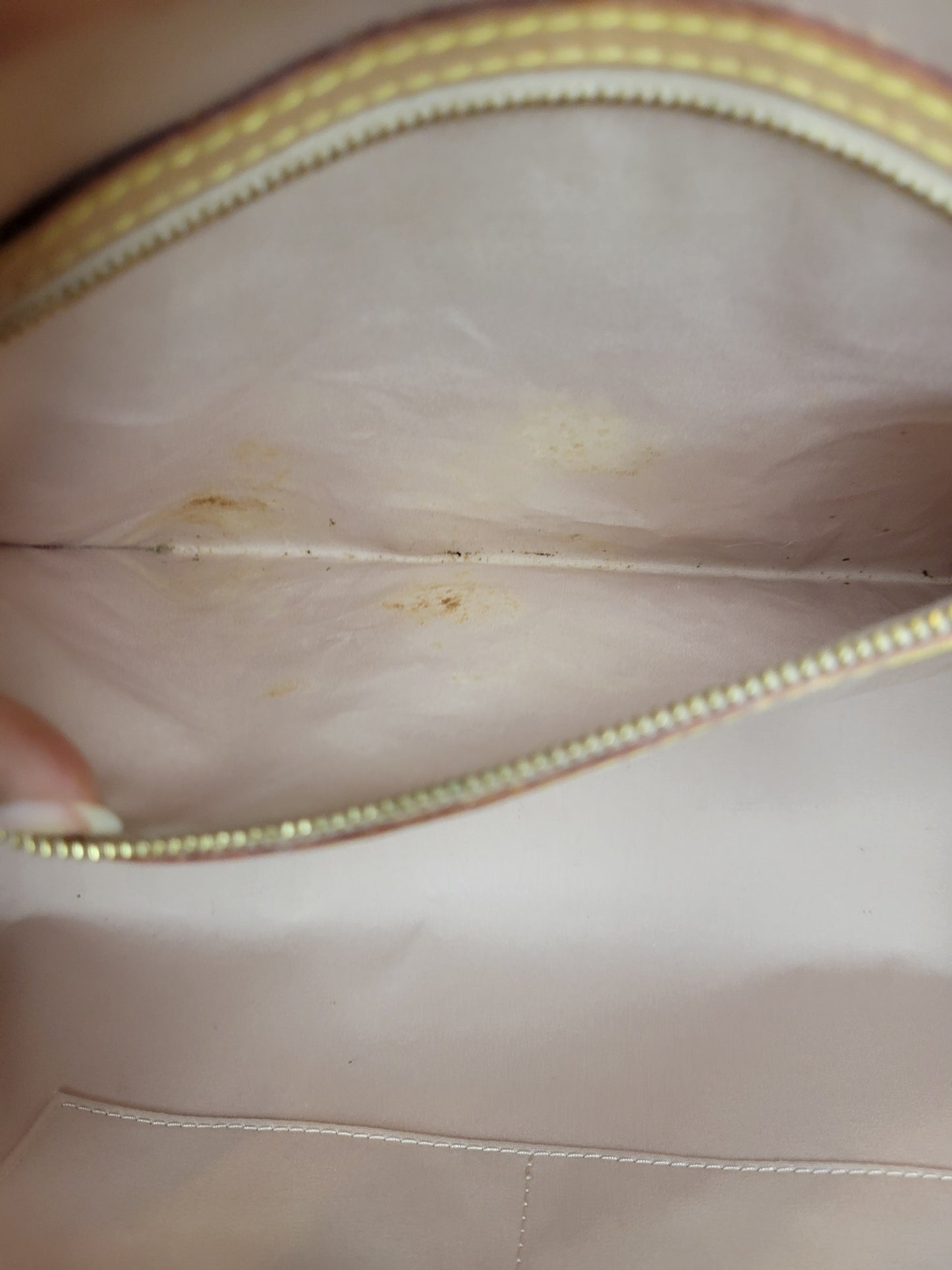 Louis Vuitton Rose Florentine / Beige Brea MM AA1170