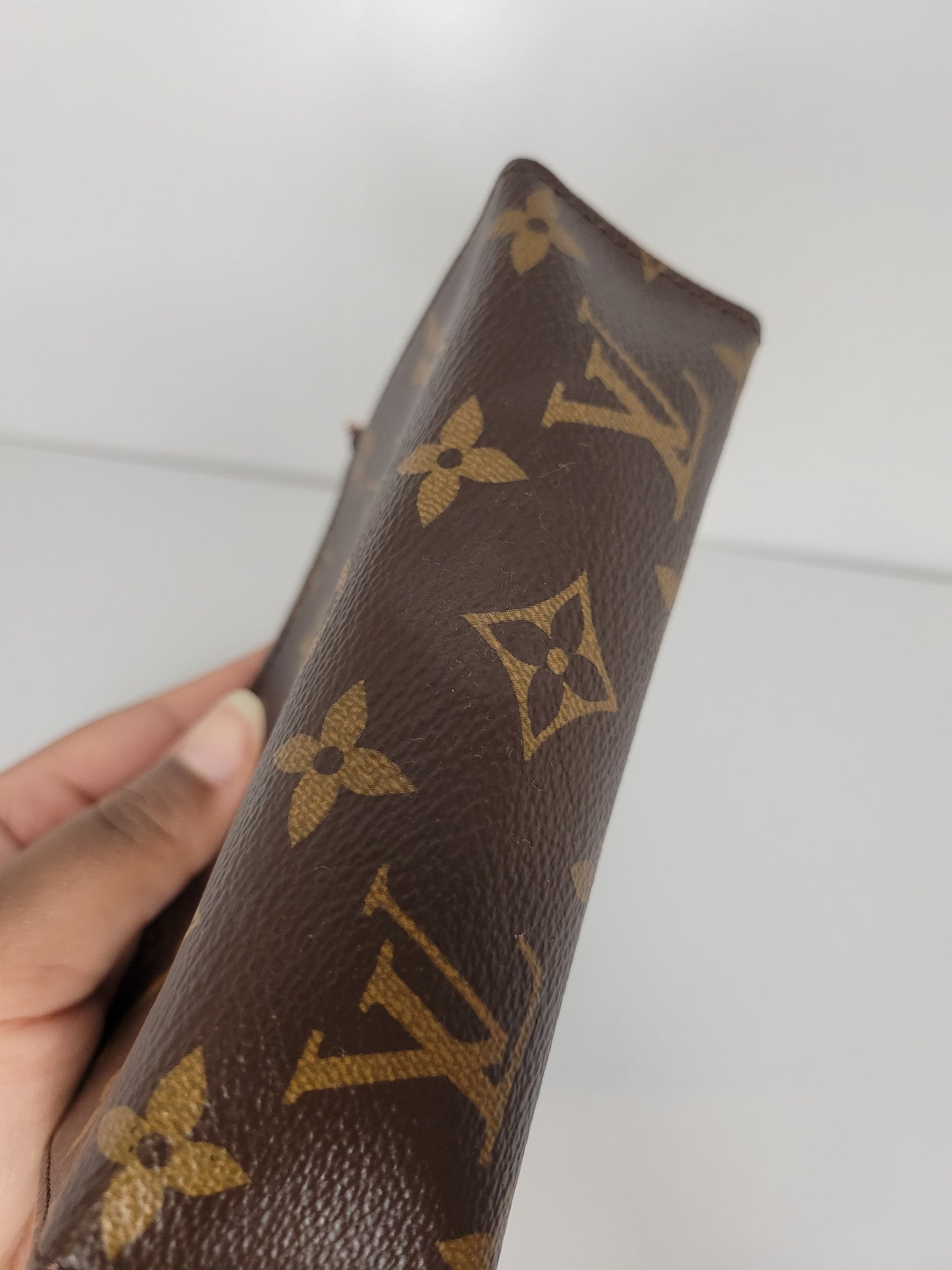 Louis Vuitton Monogram Toiletry 15 UB0281