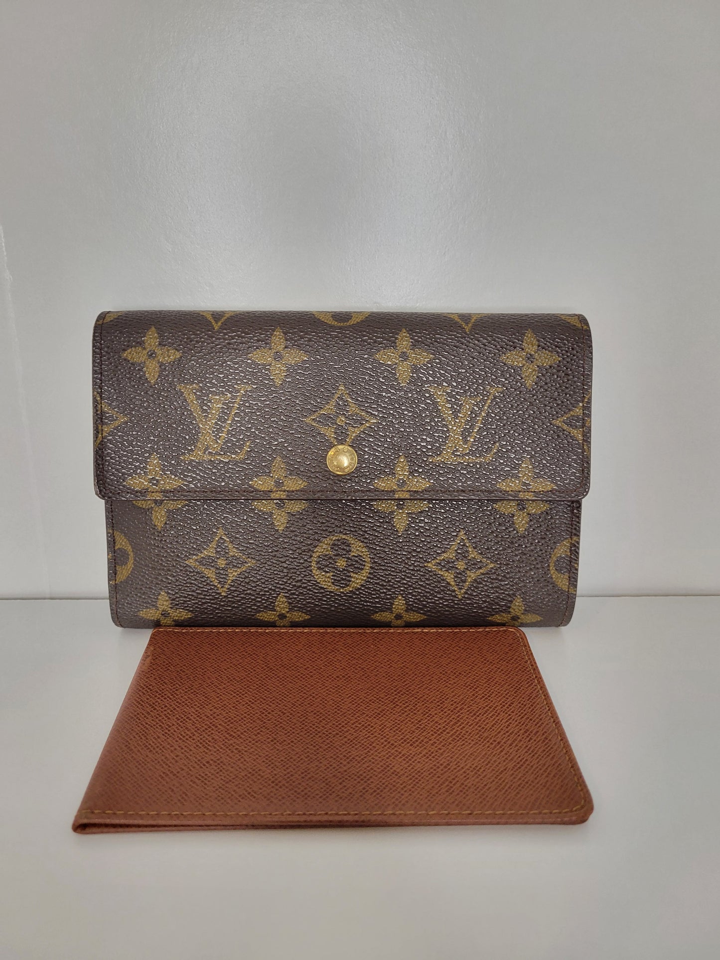 Louis Vuitton Vintage Monogram Etui Papiers SP0040