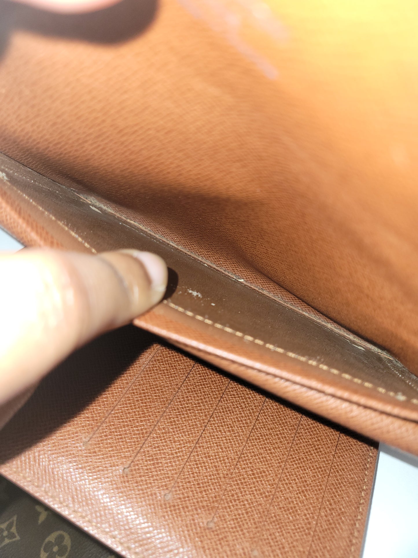 Louis Vuitton Vintage Monogram Etui Papiers SP0040