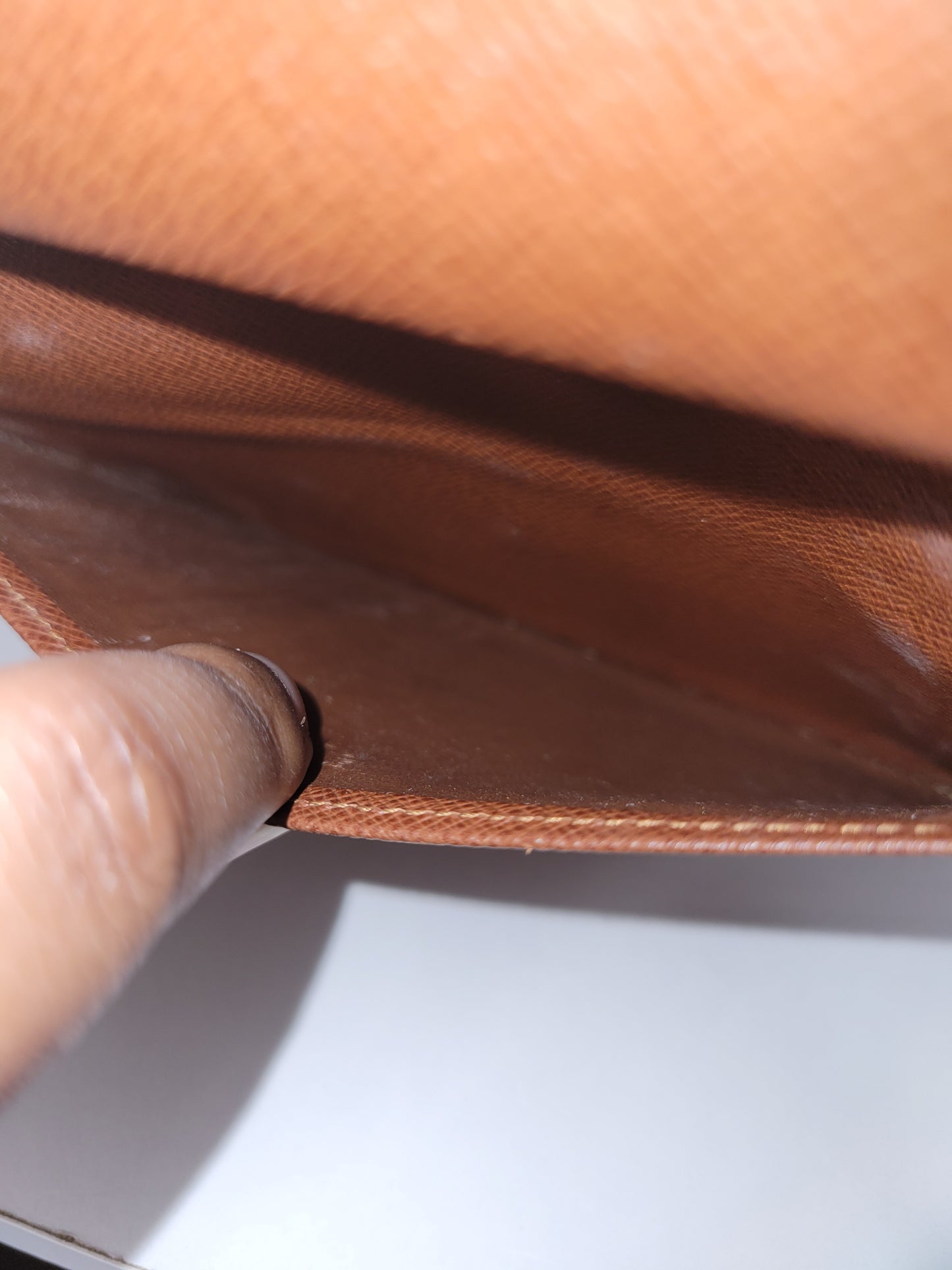 Louis Vuitton Vintage Monogram Etui Papiers SP0040