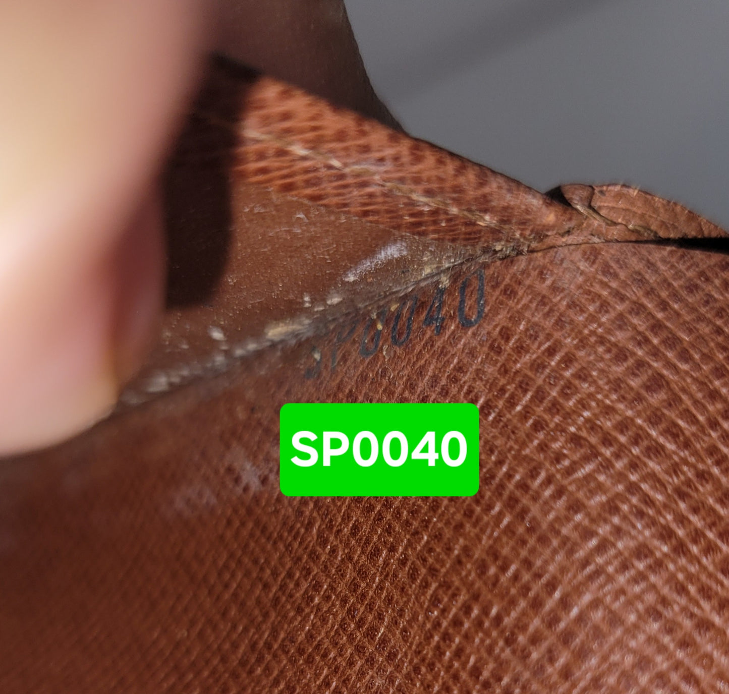 Louis Vuitton Vintage Monogram Etui Papiers SP0040