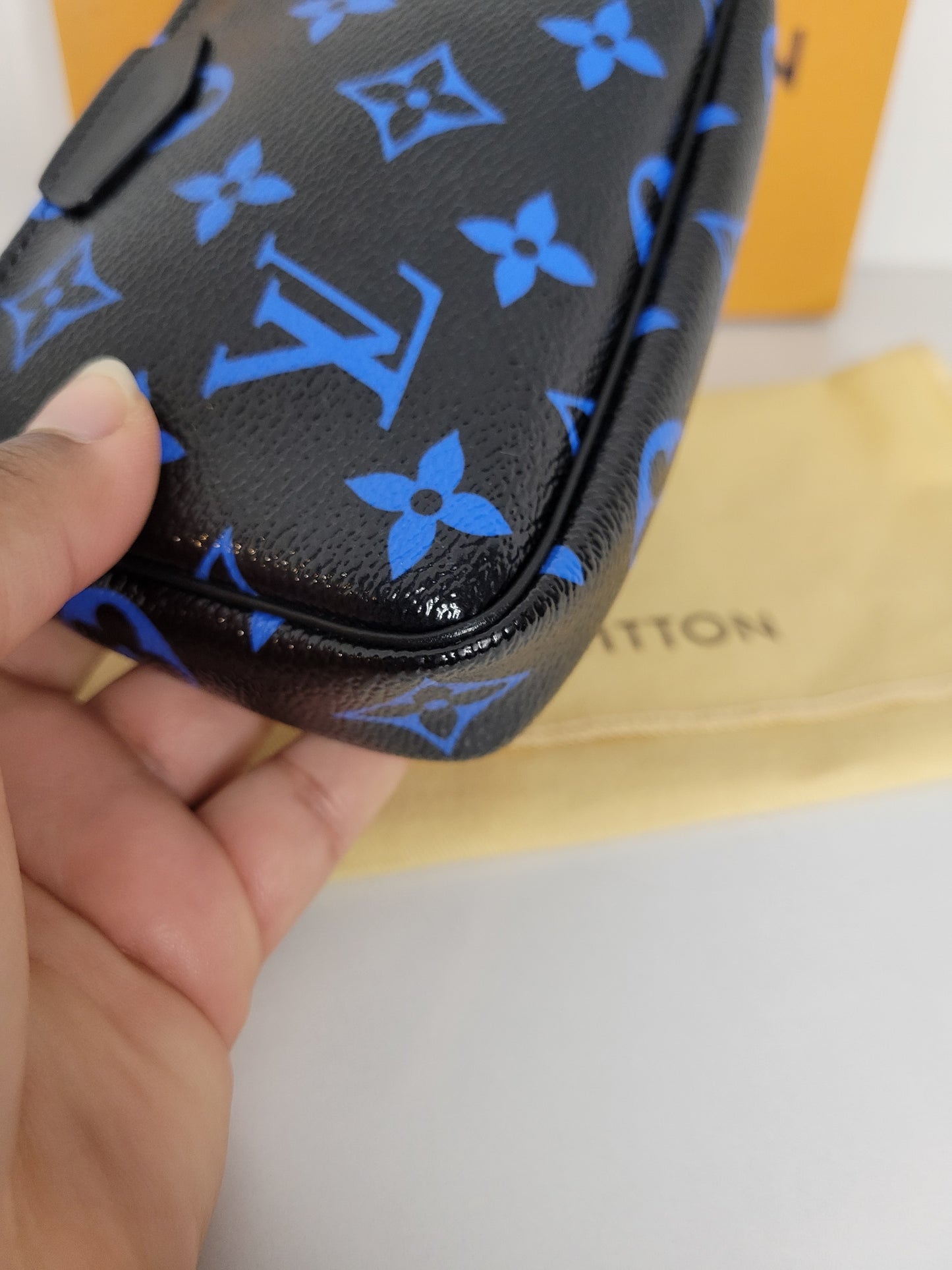 Louis Vuitton Bleu Digital Mini Pochette SF0166