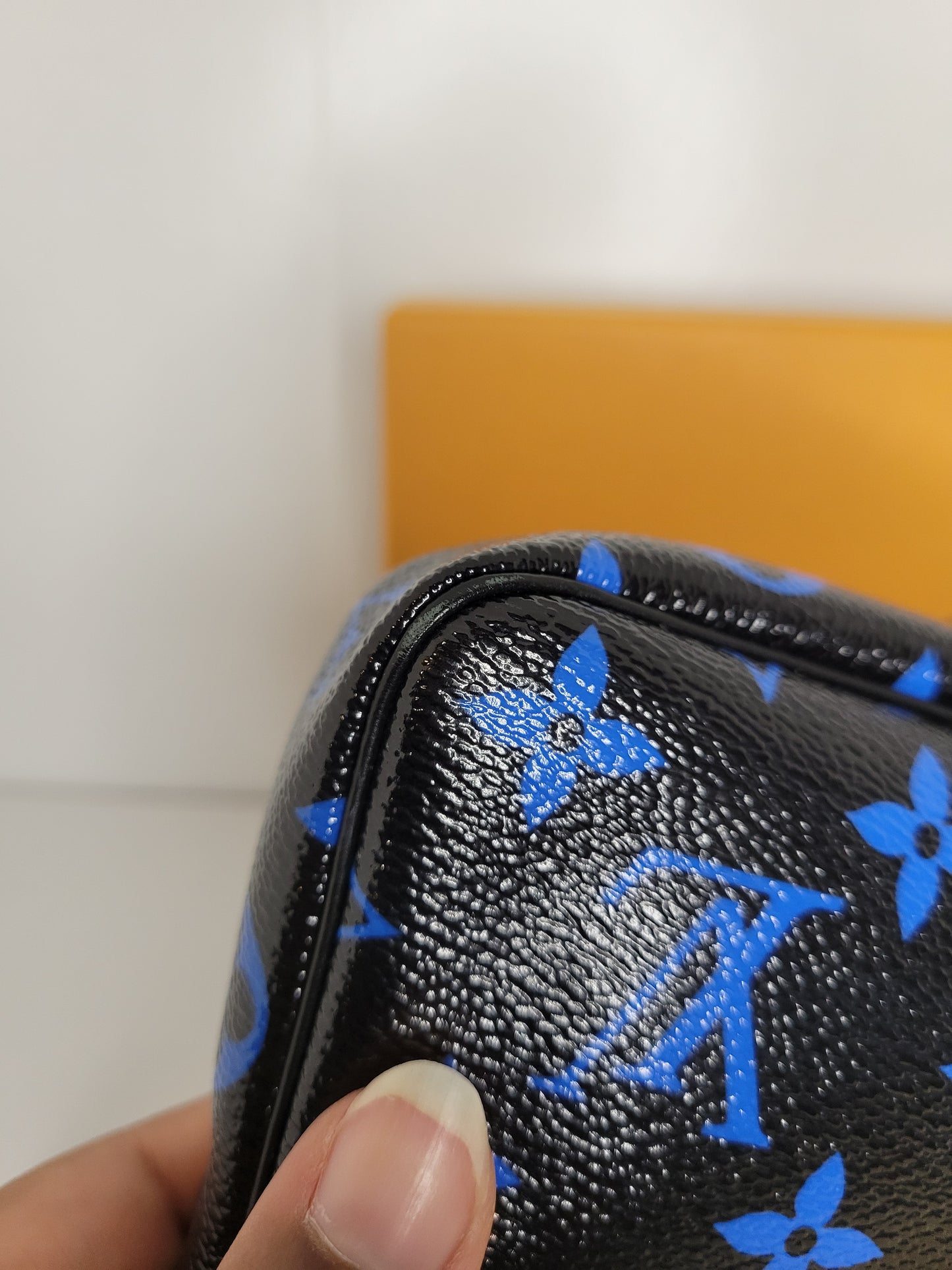 Louis Vuitton Bleu Digital Mini Pochette SF0166