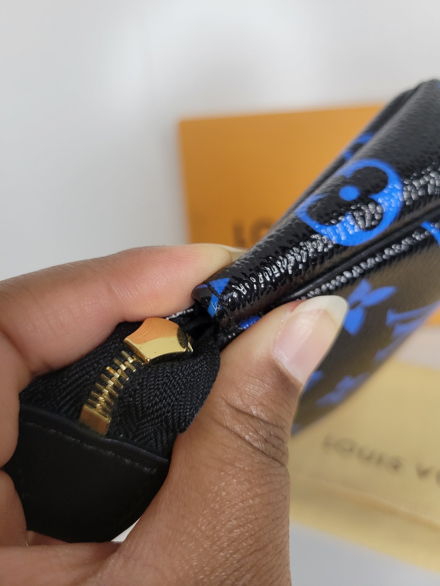 Louis Vuitton Bleu Digital Mini Pochette SF0166