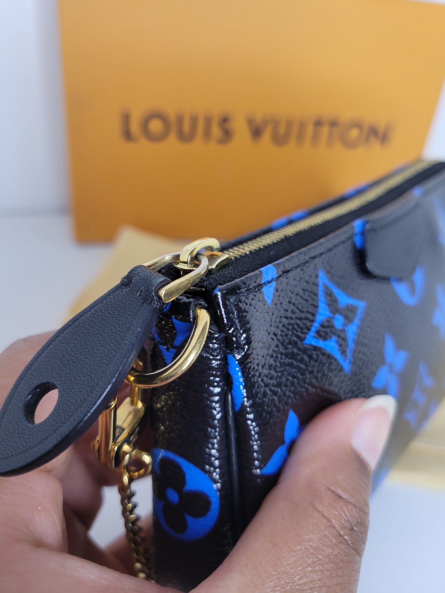 Louis Vuitton Bleu Digital Mini Pochette SF0166