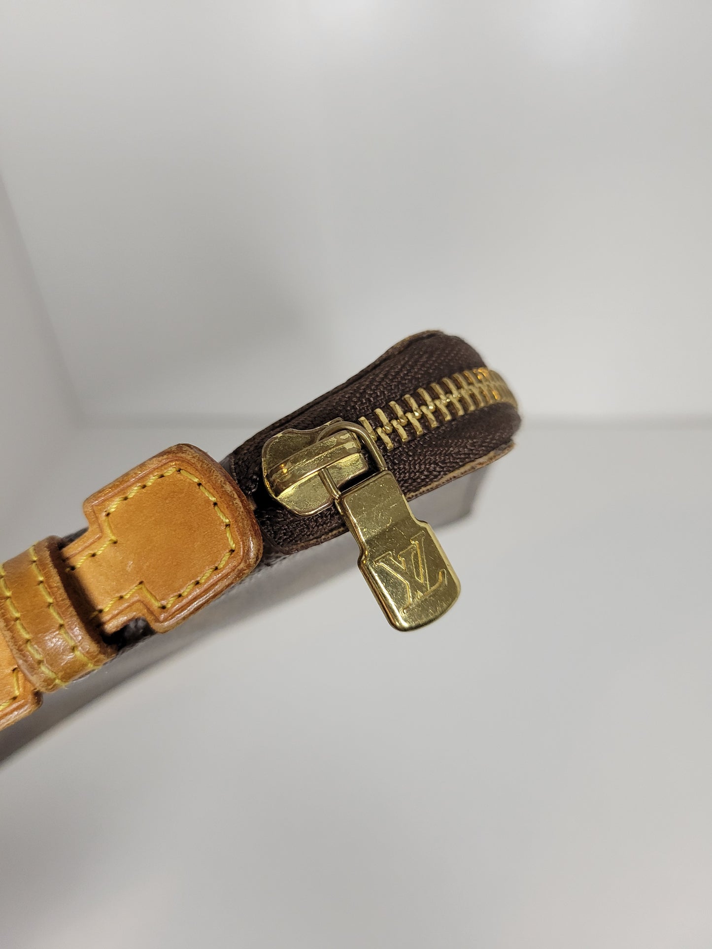 Louis Vuitton Vintage Travel Organizer Wallet MI1907