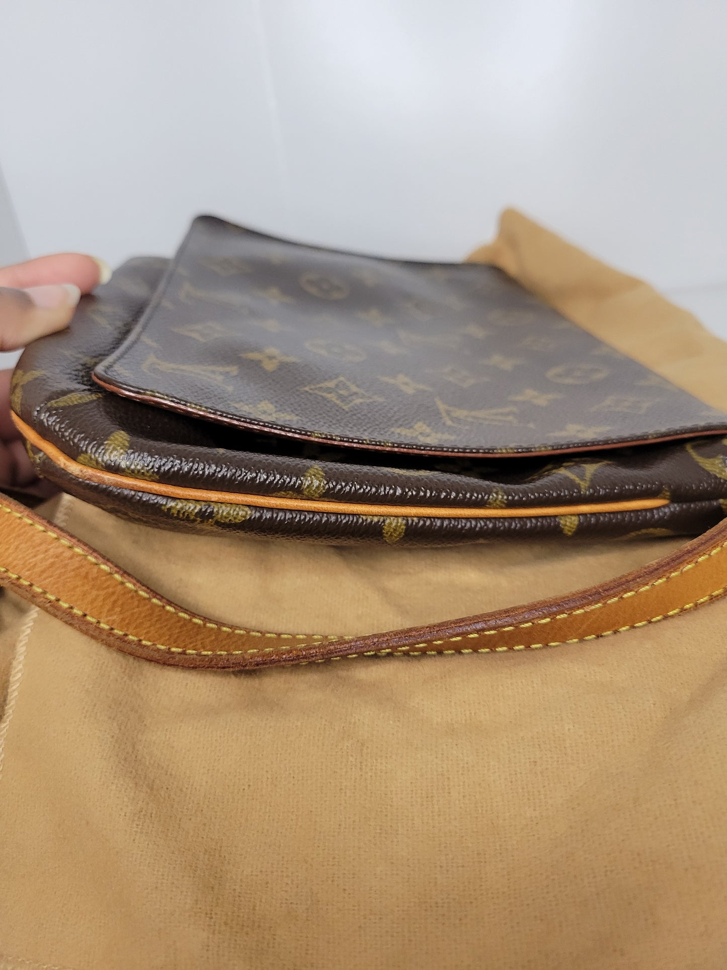 Louis Vuitton Musette Tango SD0033
