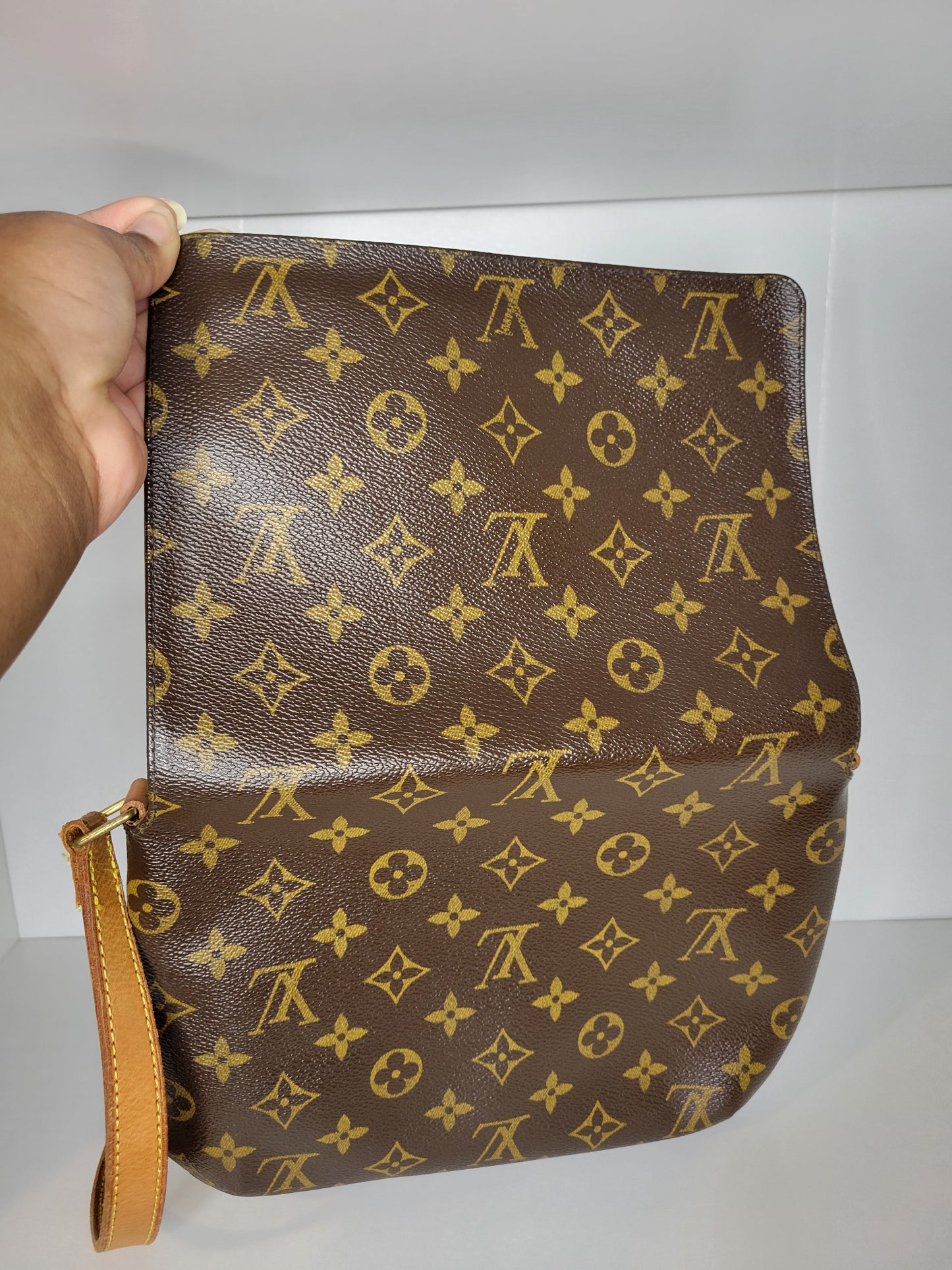 Louis Vuitton Musette Tango SD0033