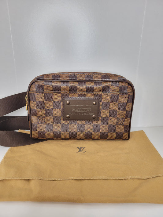 Louis Vuitton Damier Ebene Brooklyn Bumbag CA3162