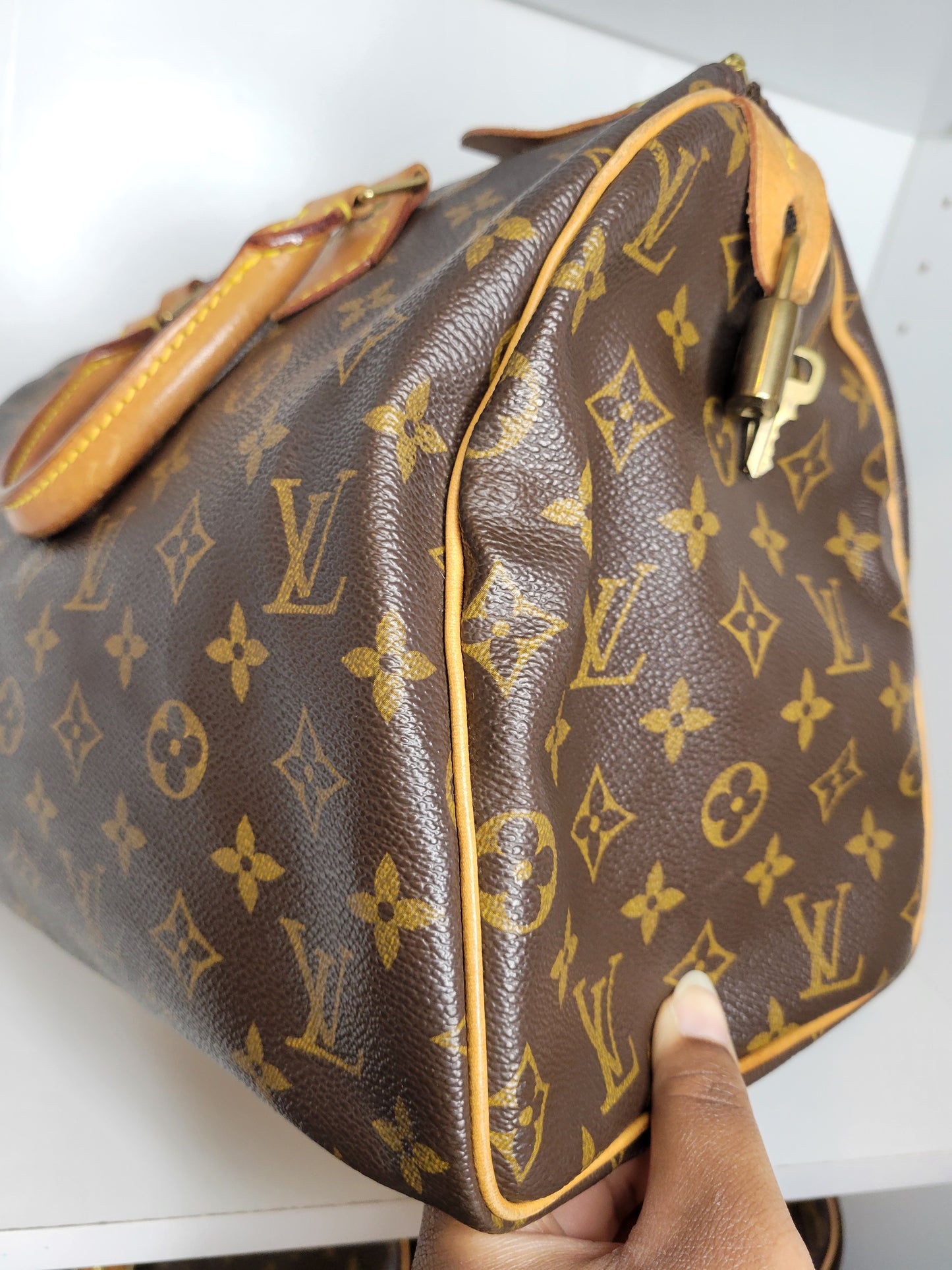 Louis Vuitton Monogram Speedy 30 TH0020