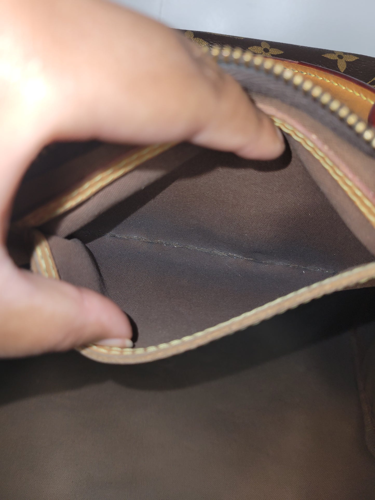 Louis Vuitton Monogram Speedy 40 DU3195