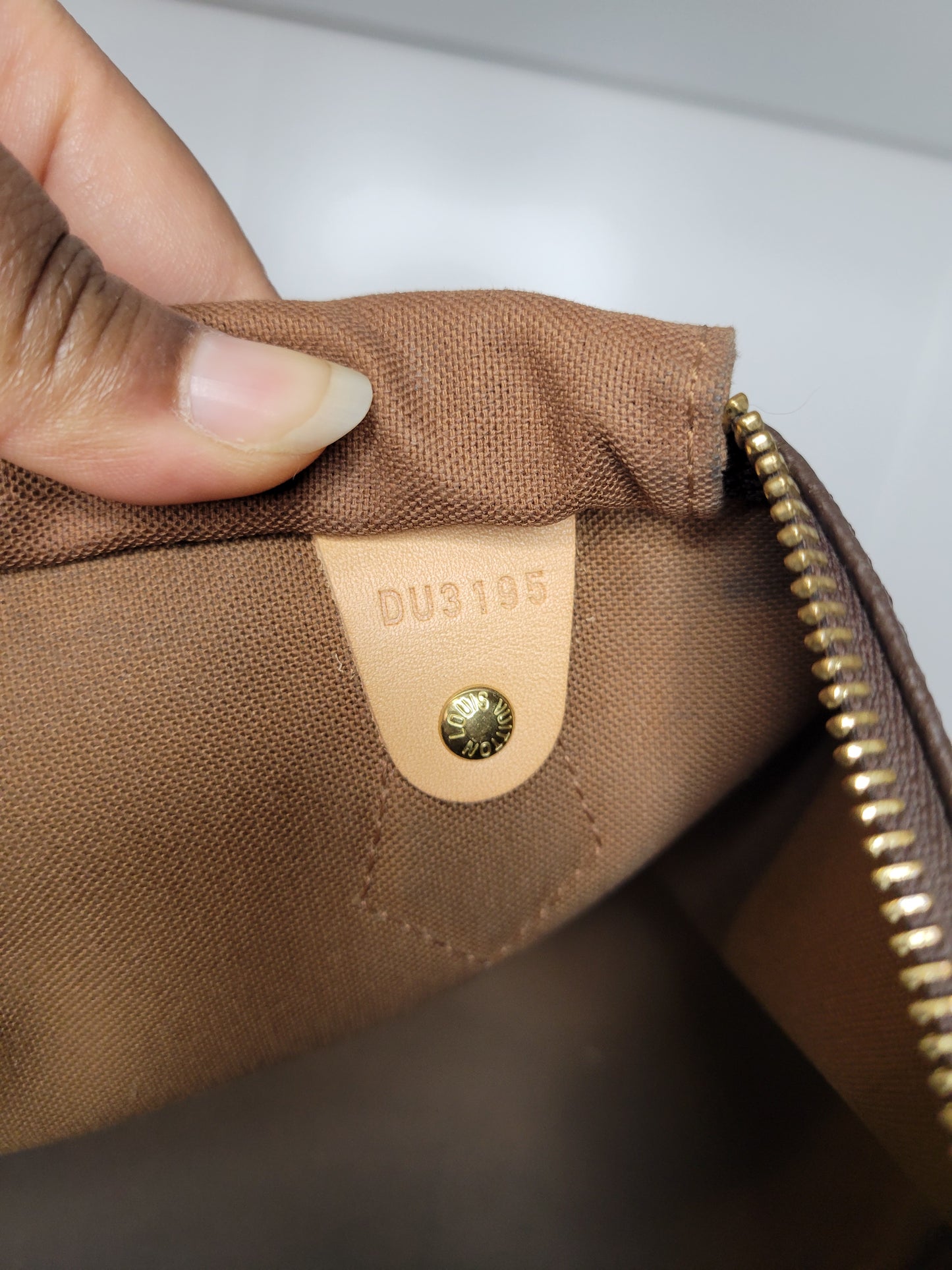 Louis Vuitton Monogram Speedy 40 DU3195