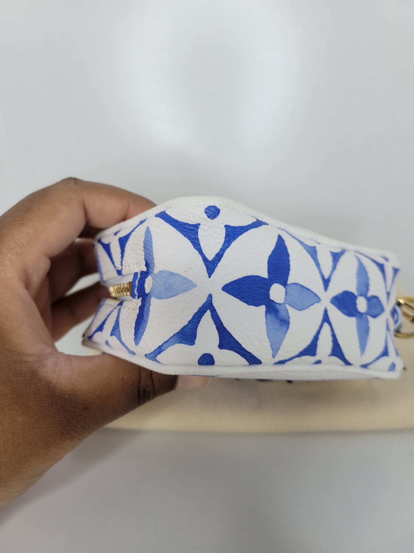 Louis Vuitton By The Pool Wapity Clutch 💾