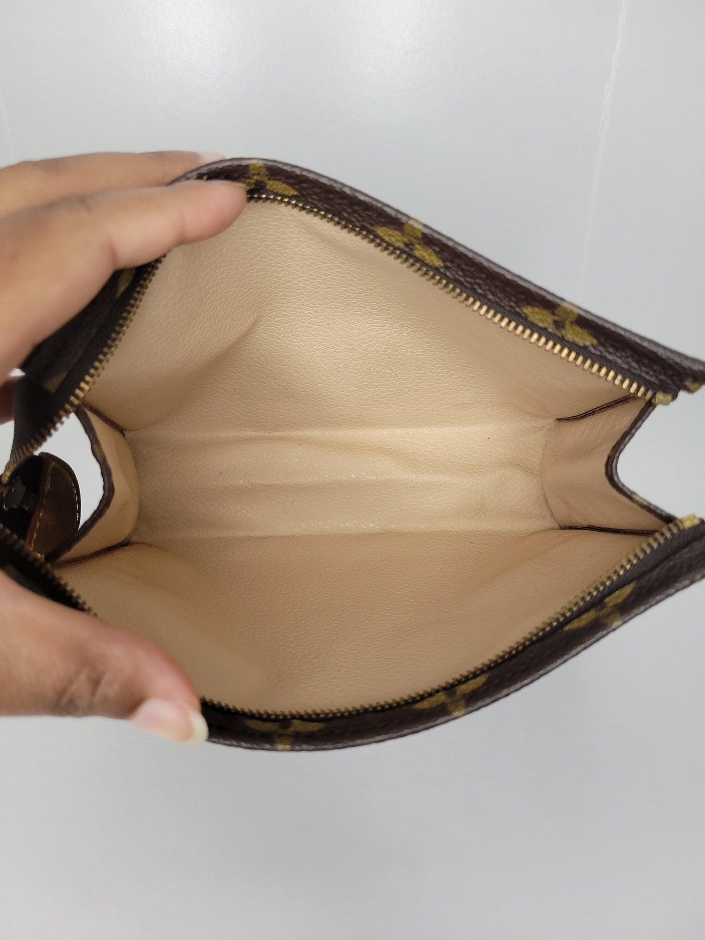 Louis Vuitton Vintage Monogram Toiletry 19 TH1900