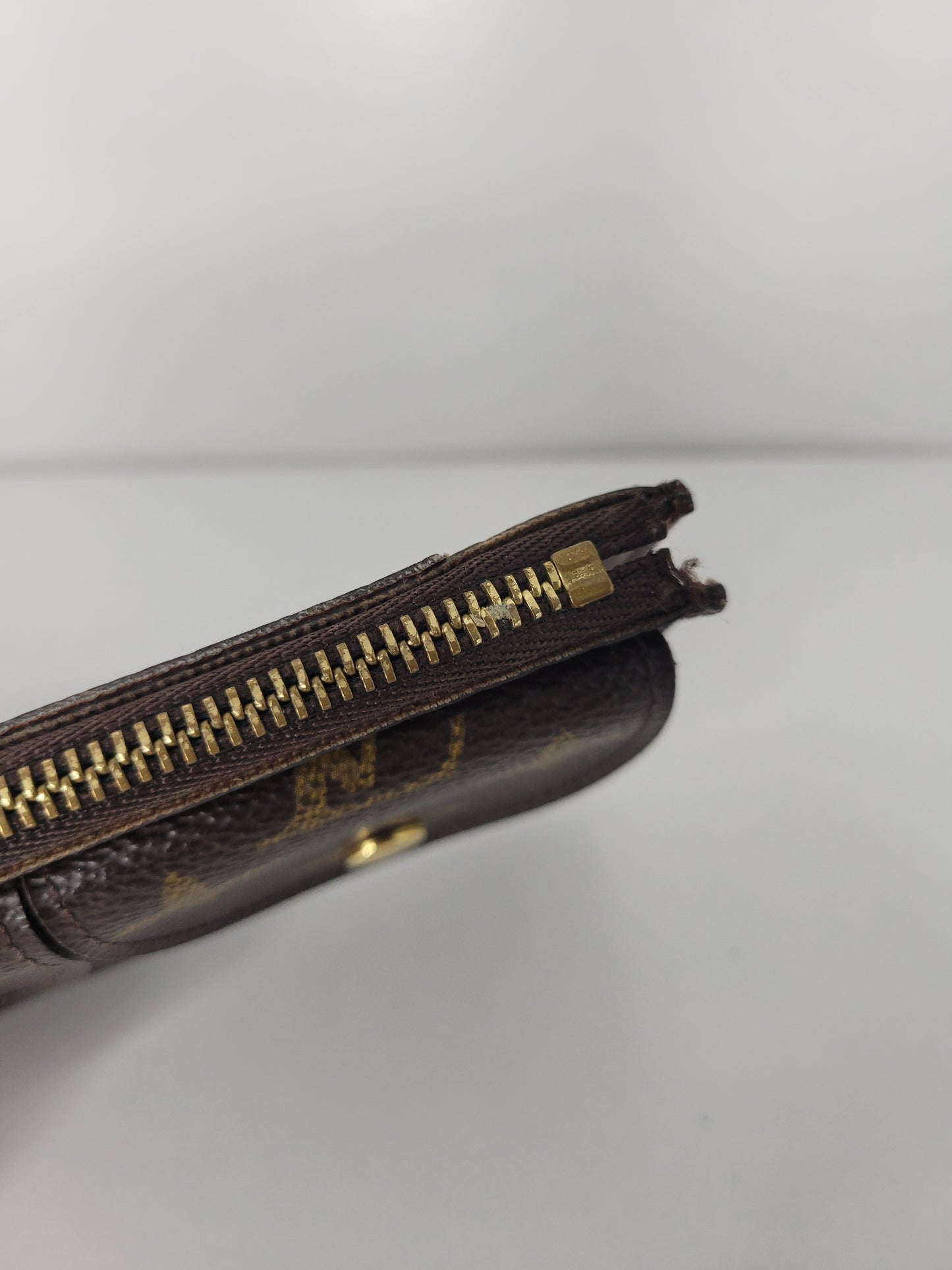 Louis Vuitton Monogram Pochette Duo (Spain)