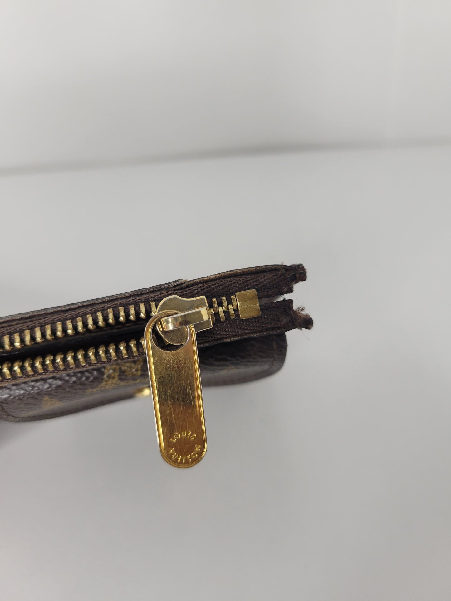 Louis Vuitton Monogram Pochette Duo (Spain)