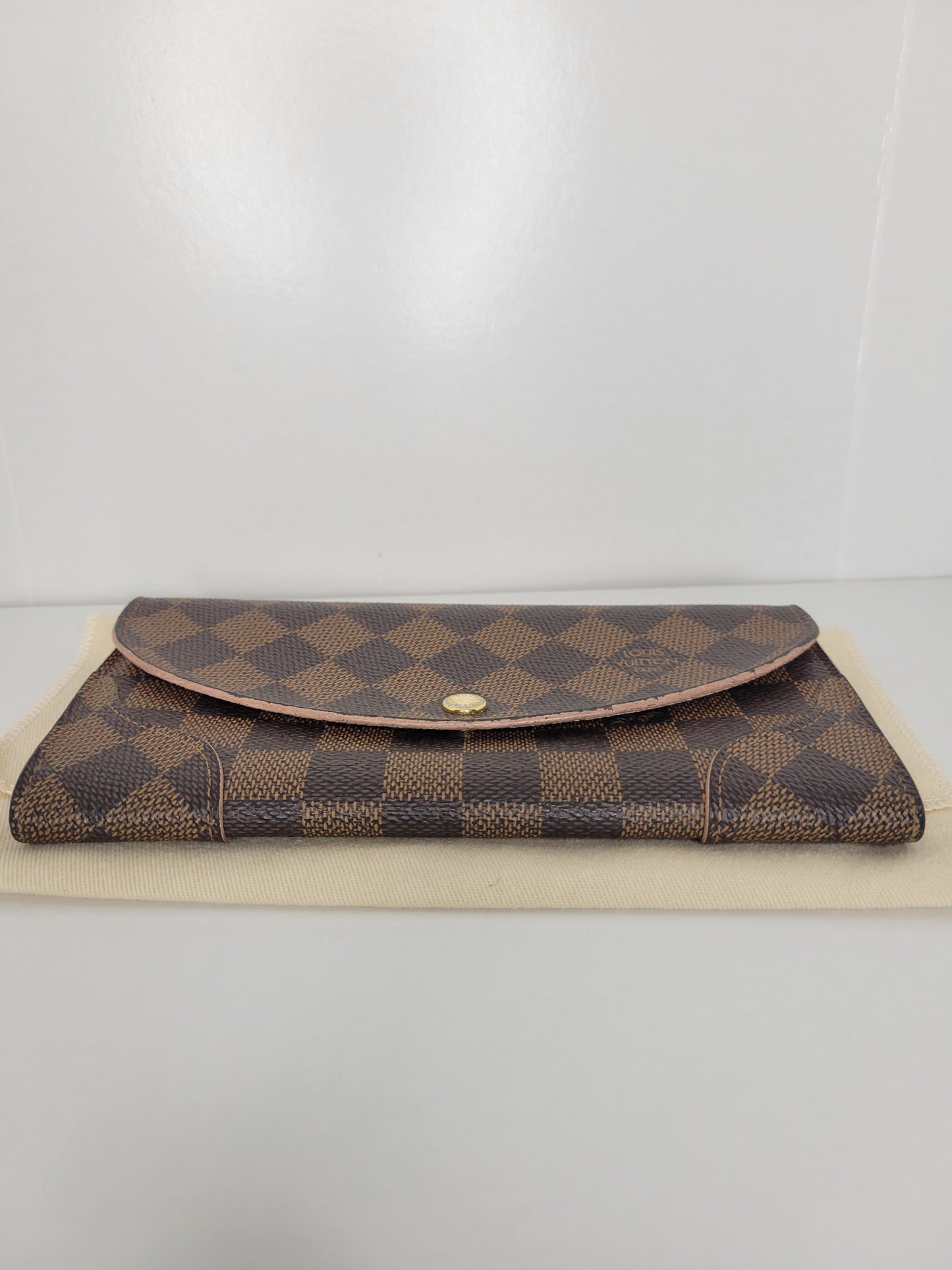 Louis Vuitton Pink Caissa Wallet CA4166