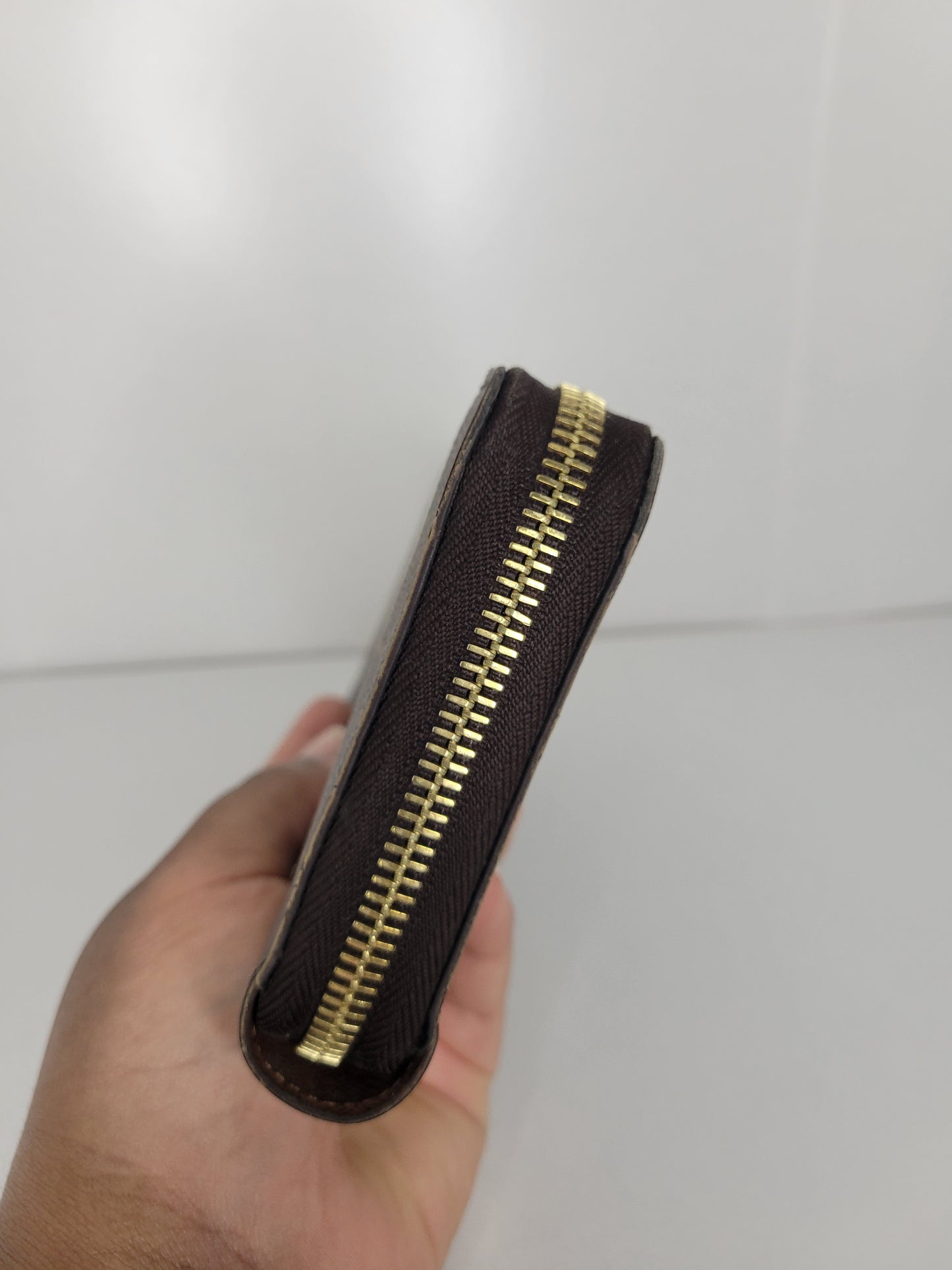 Louis Vuitton Monogram Zippy Wallet NM 💾