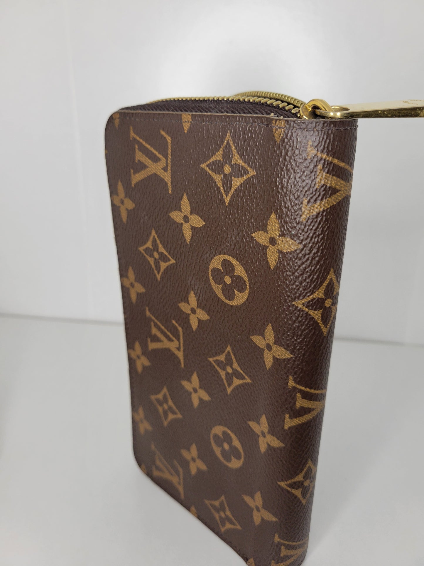 Louis Vuitton Monogram Zippy Wallet NM 💾