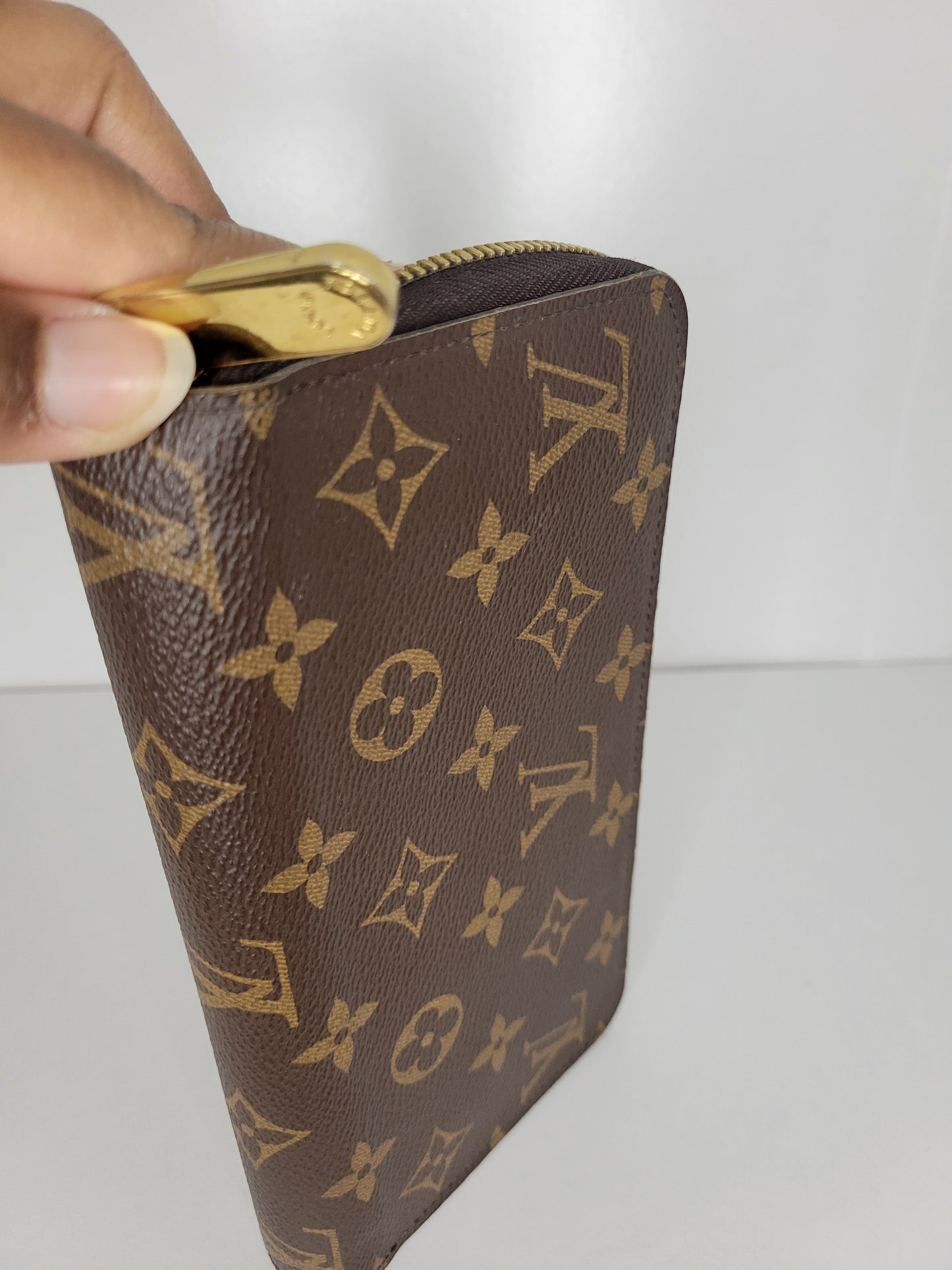 Louis Vuitton Monogram Zippy Wallet NM 💾