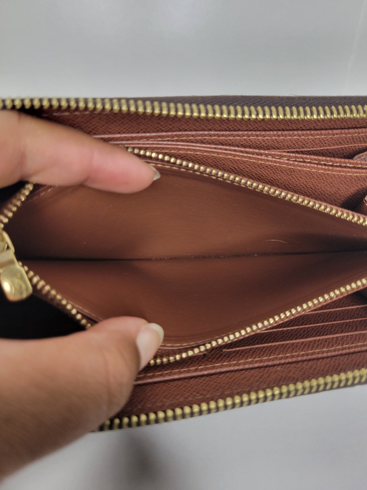 Louis Vuitton Monogram Zippy Wallet NM 💾