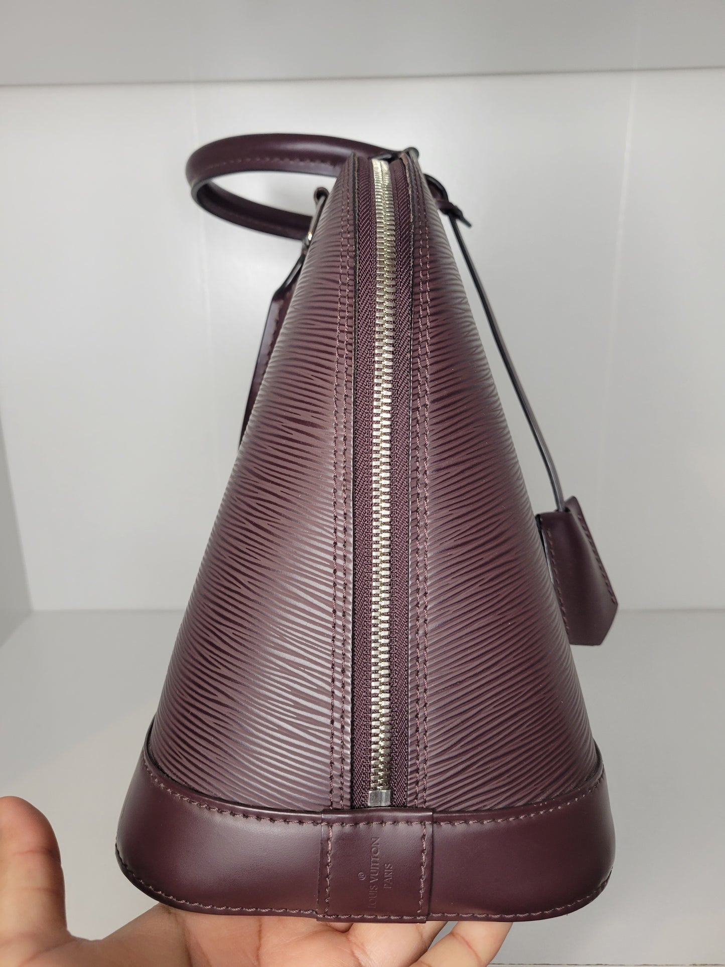 Louis Vuitton Quetsche Purple Epi Alma PM SD1144