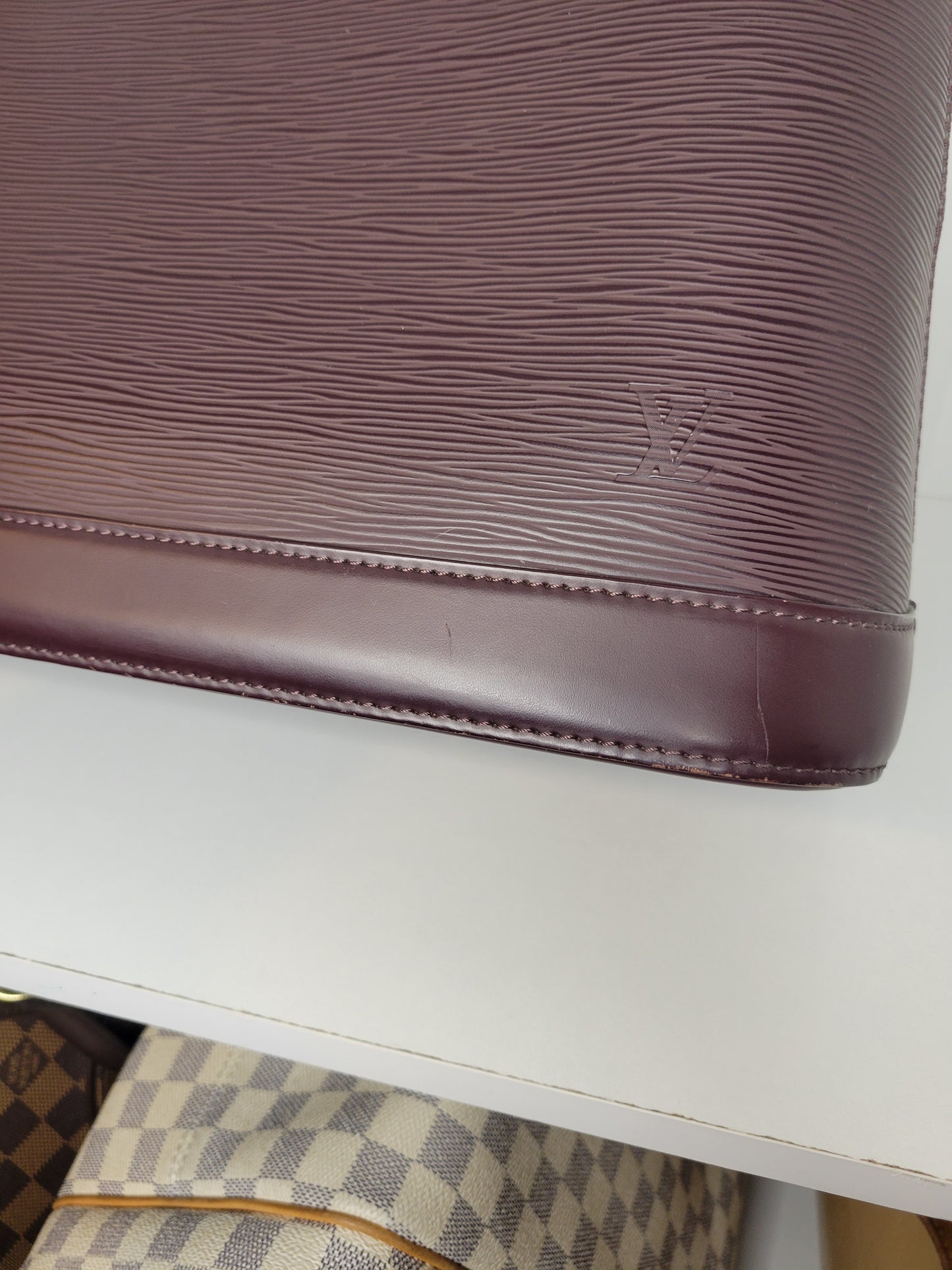 Louis Vuitton Quetsche Purple Epi Alma PM SD1144