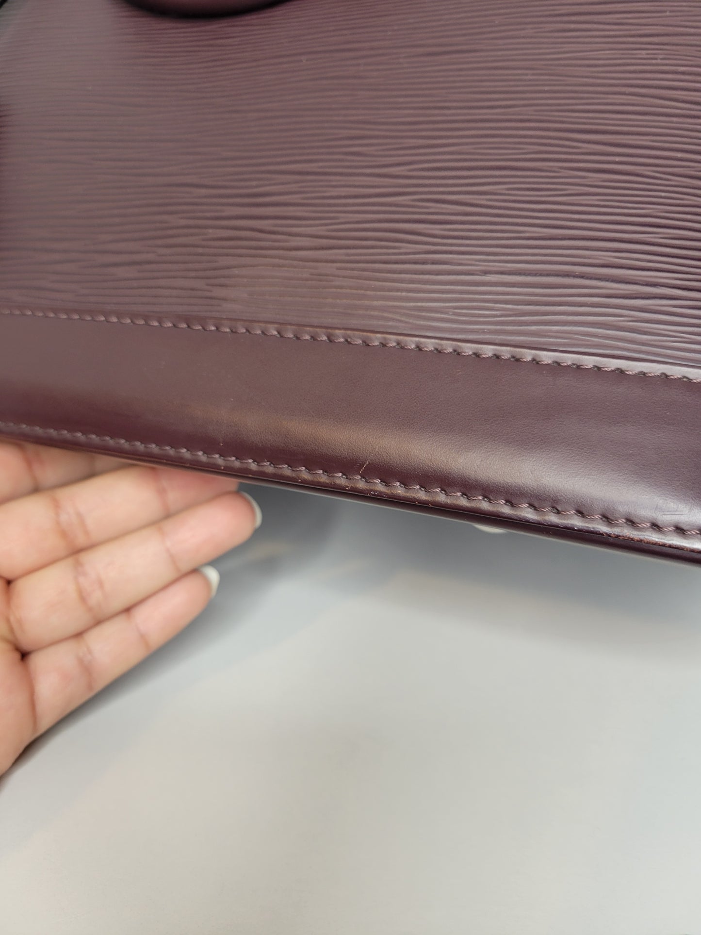 Louis Vuitton Quetsche Purple Epi Alma PM SD1144