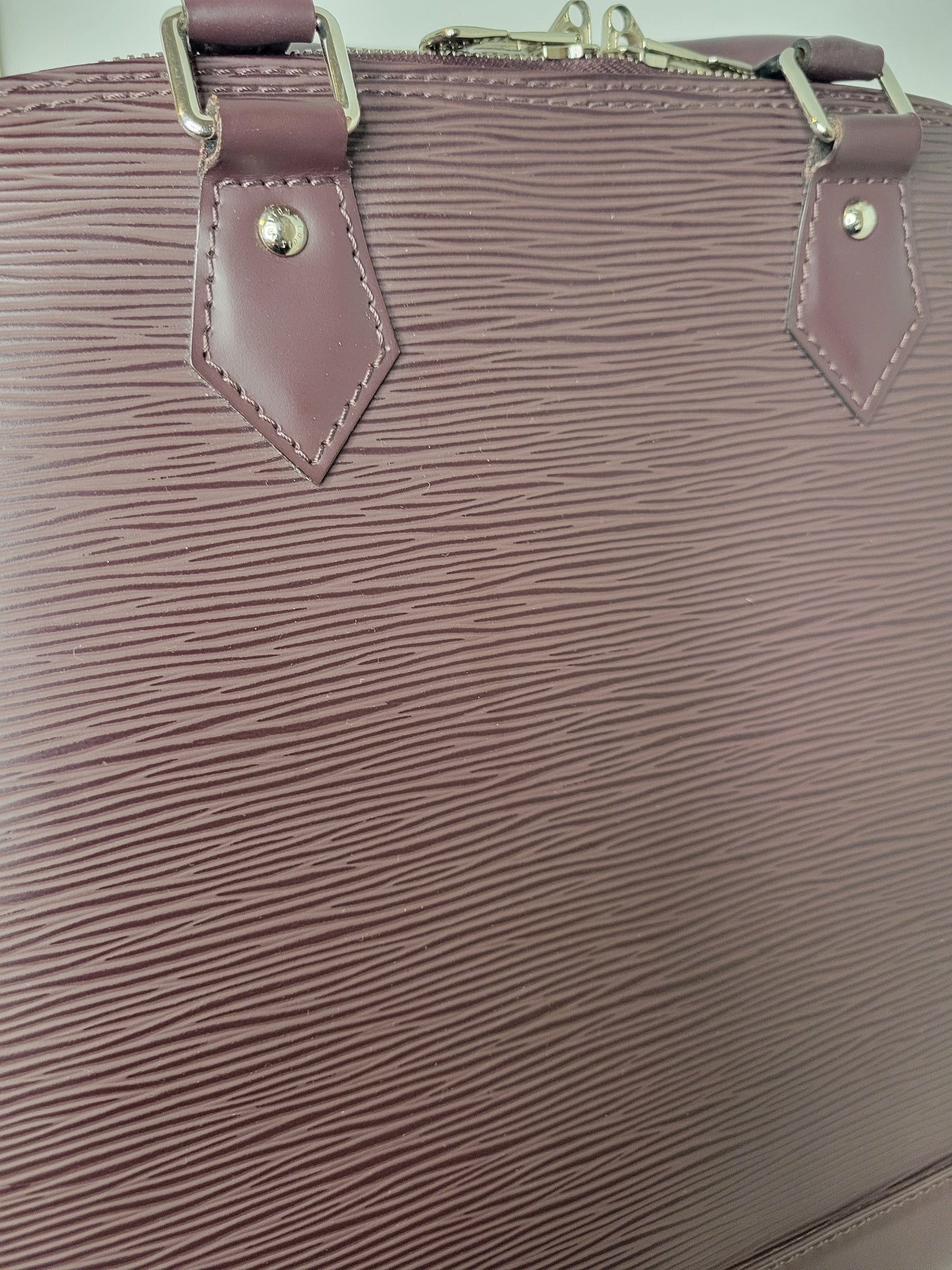 Louis Vuitton Quetsche Purple Epi Alma PM SD1144