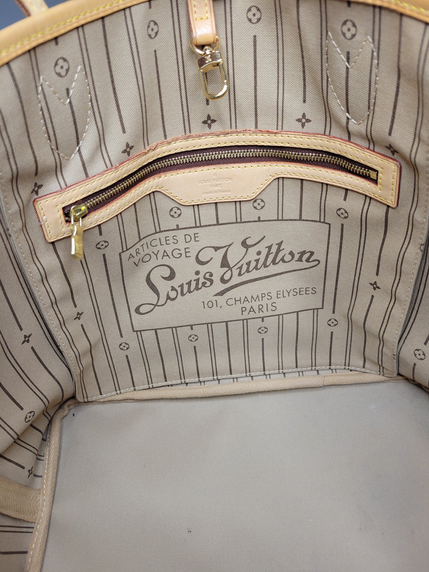 Louis Vuitton Monogram Neverfull MM SP4028