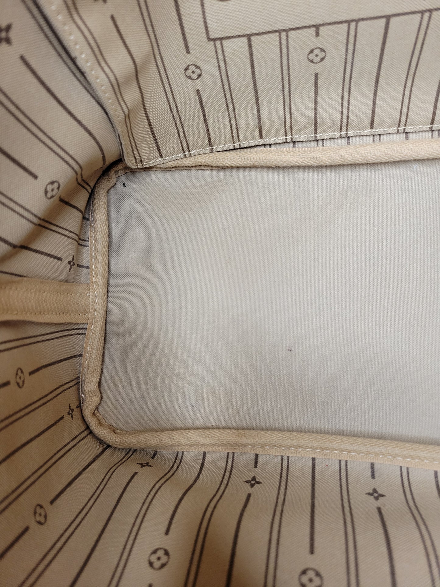 Louis Vuitton Monogram Neverfull MM SP4028