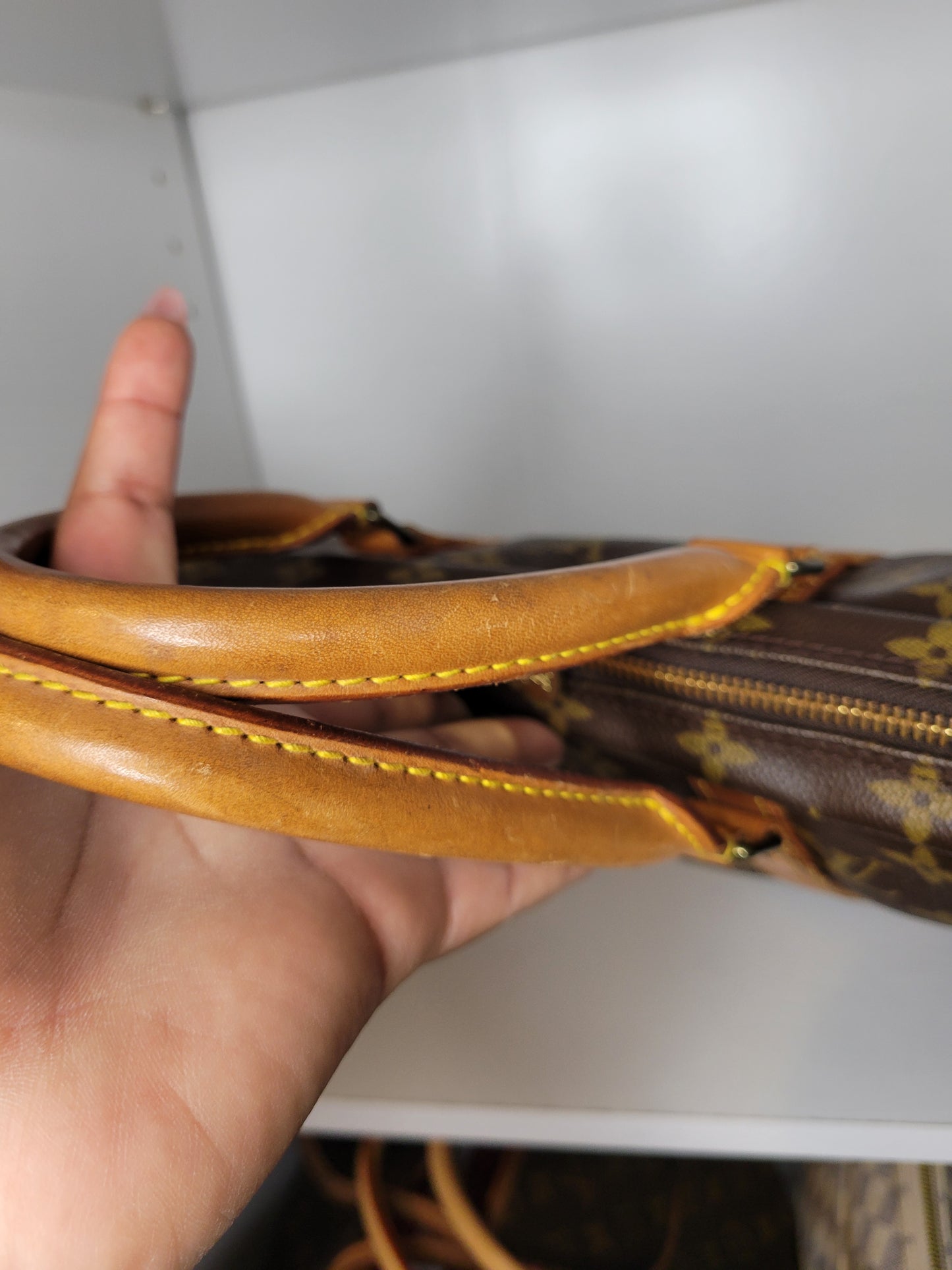 Louis Vuitton Porte Documents Voyage Business Handbag 8907 VI