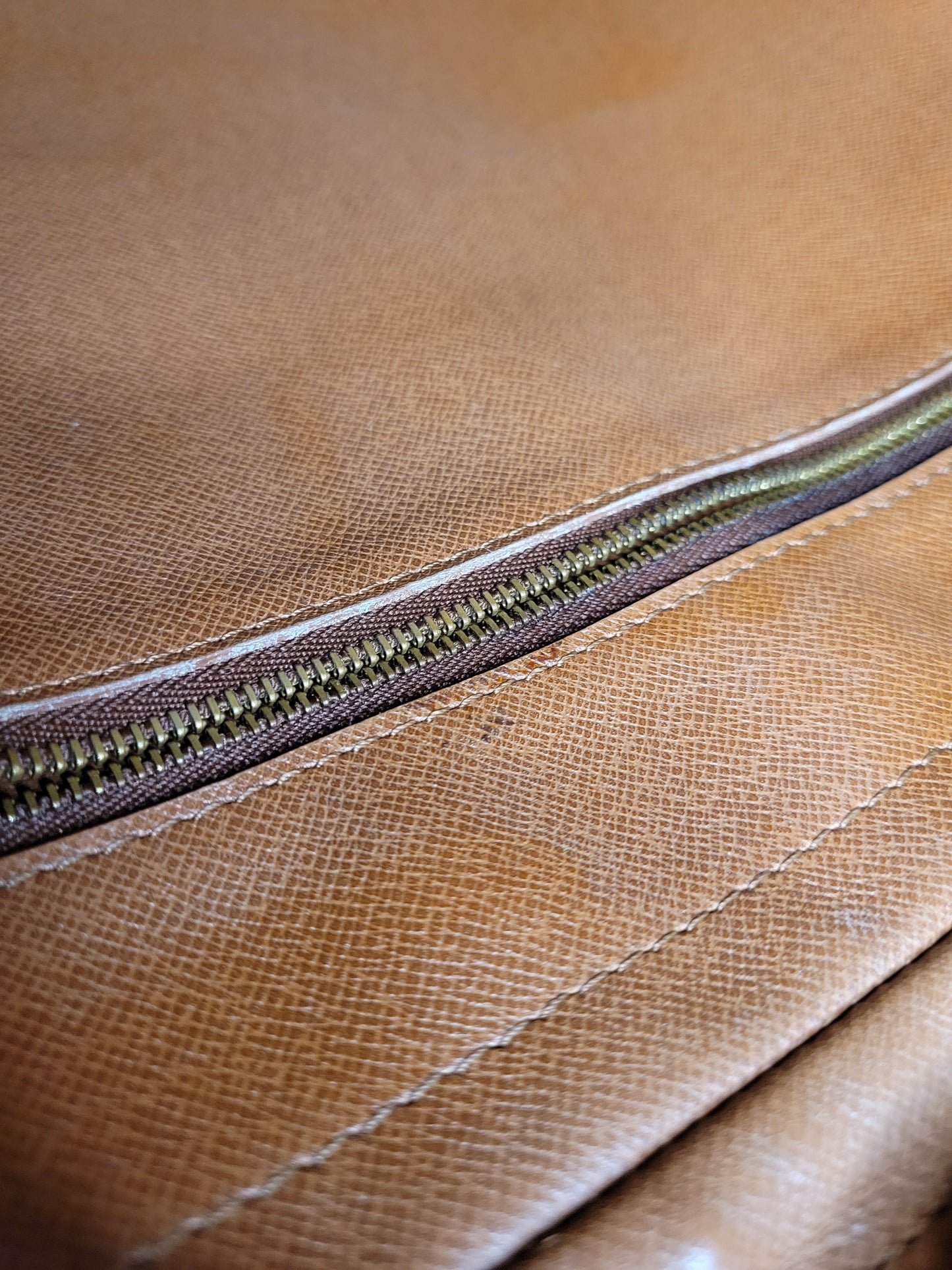 Louis Vuitton Porte Documents Voyage Business Handbag 8907 VI