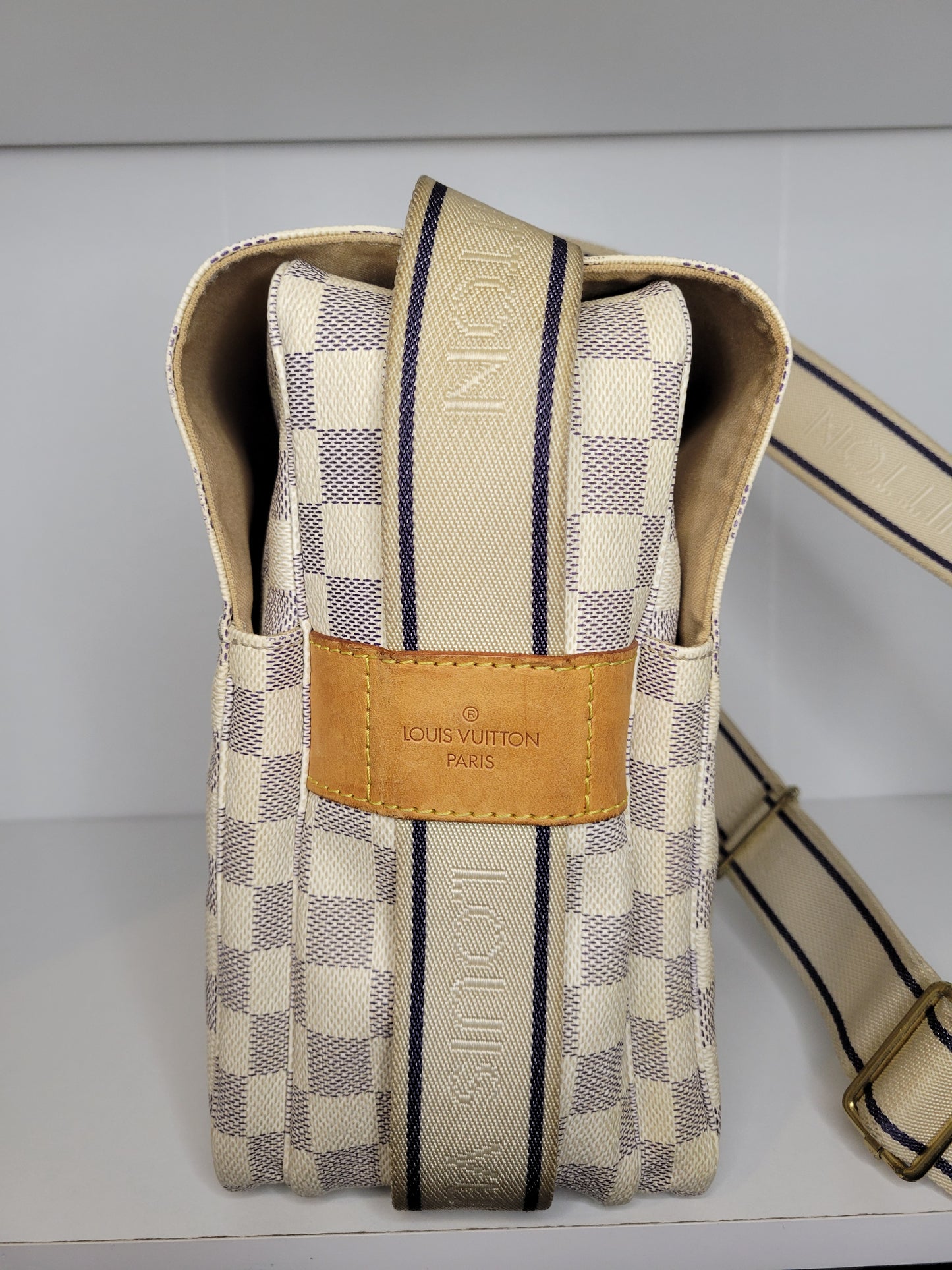 Louis Vuitton Damier Azur Naviglio SR2088