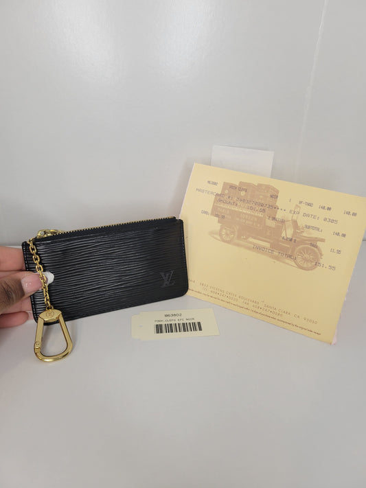 Louis Vuitton Vintage Black Epi Key Pouch CA0073