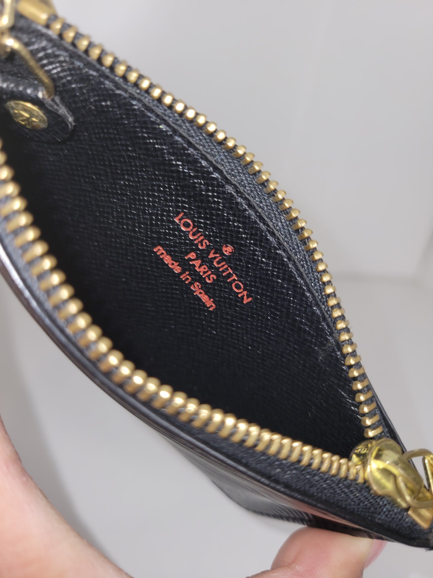 Louis Vuitton Vintage Black Epi Key Pouch CA0073