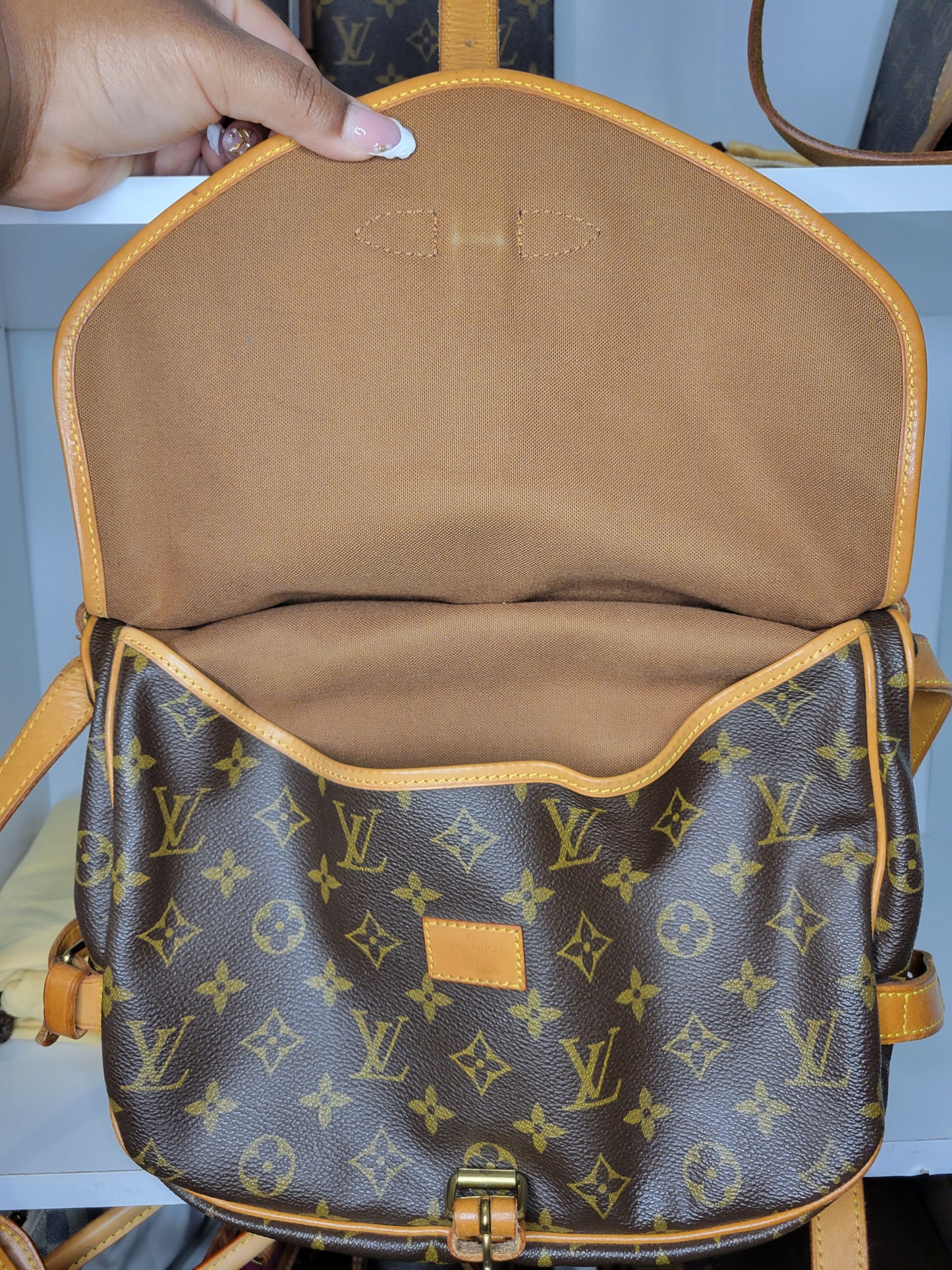 Louis Vuitton Monogram Vintage Saumur 30 AR0943