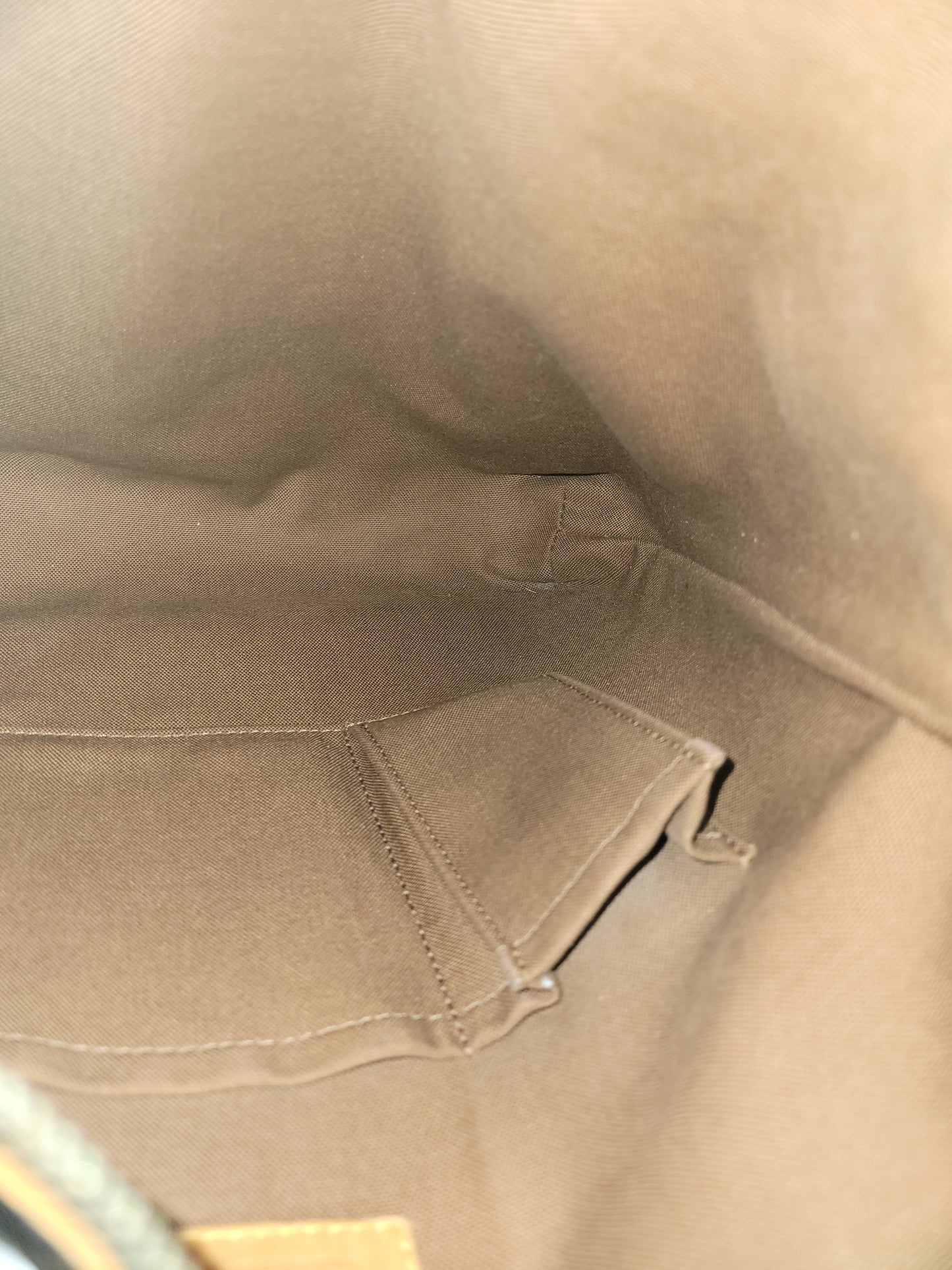 Louis Vuitton Monogram Odeon MM VI0089