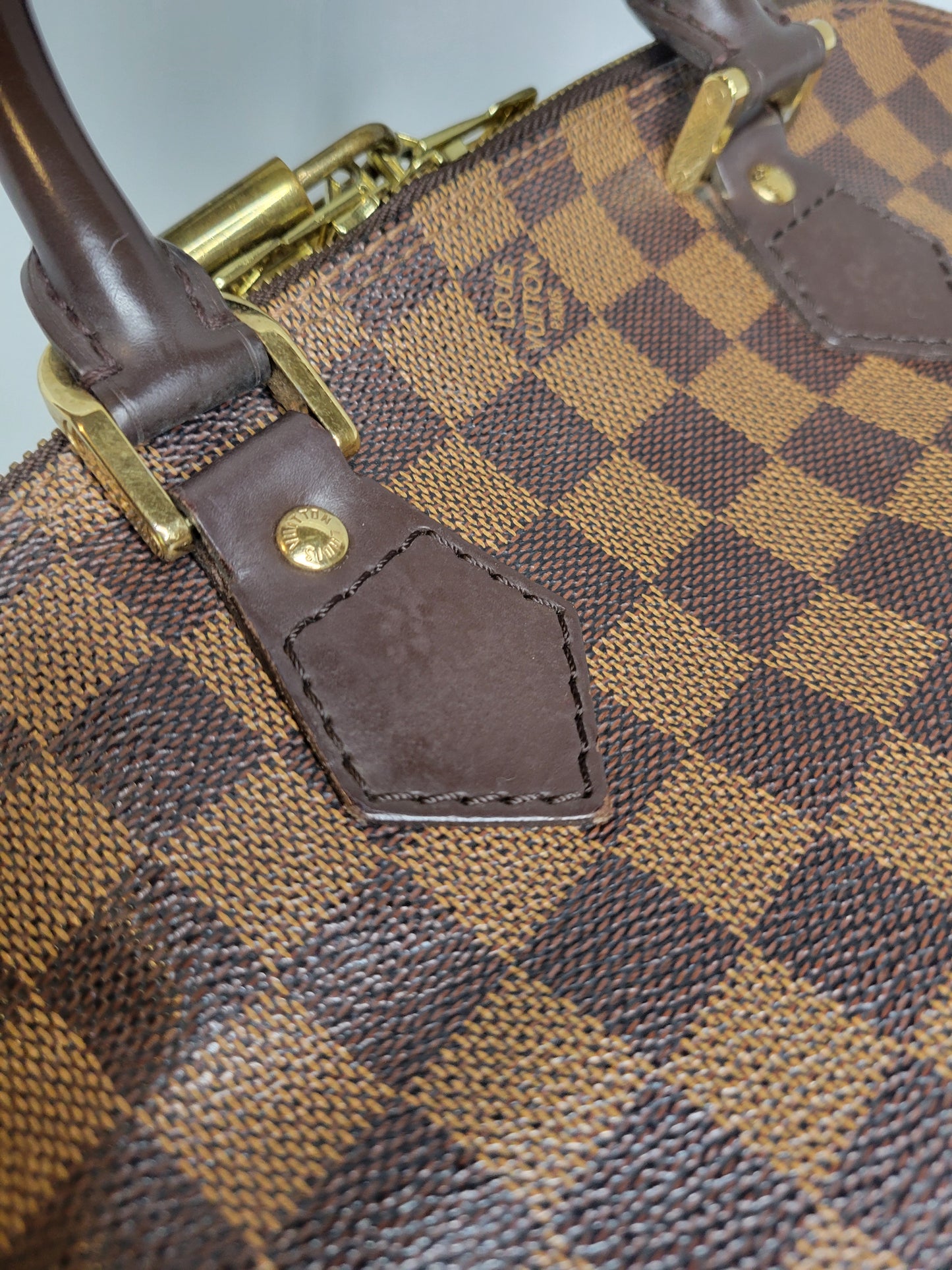 Louis Vuitton Damier Ebene Alma PM FL0024