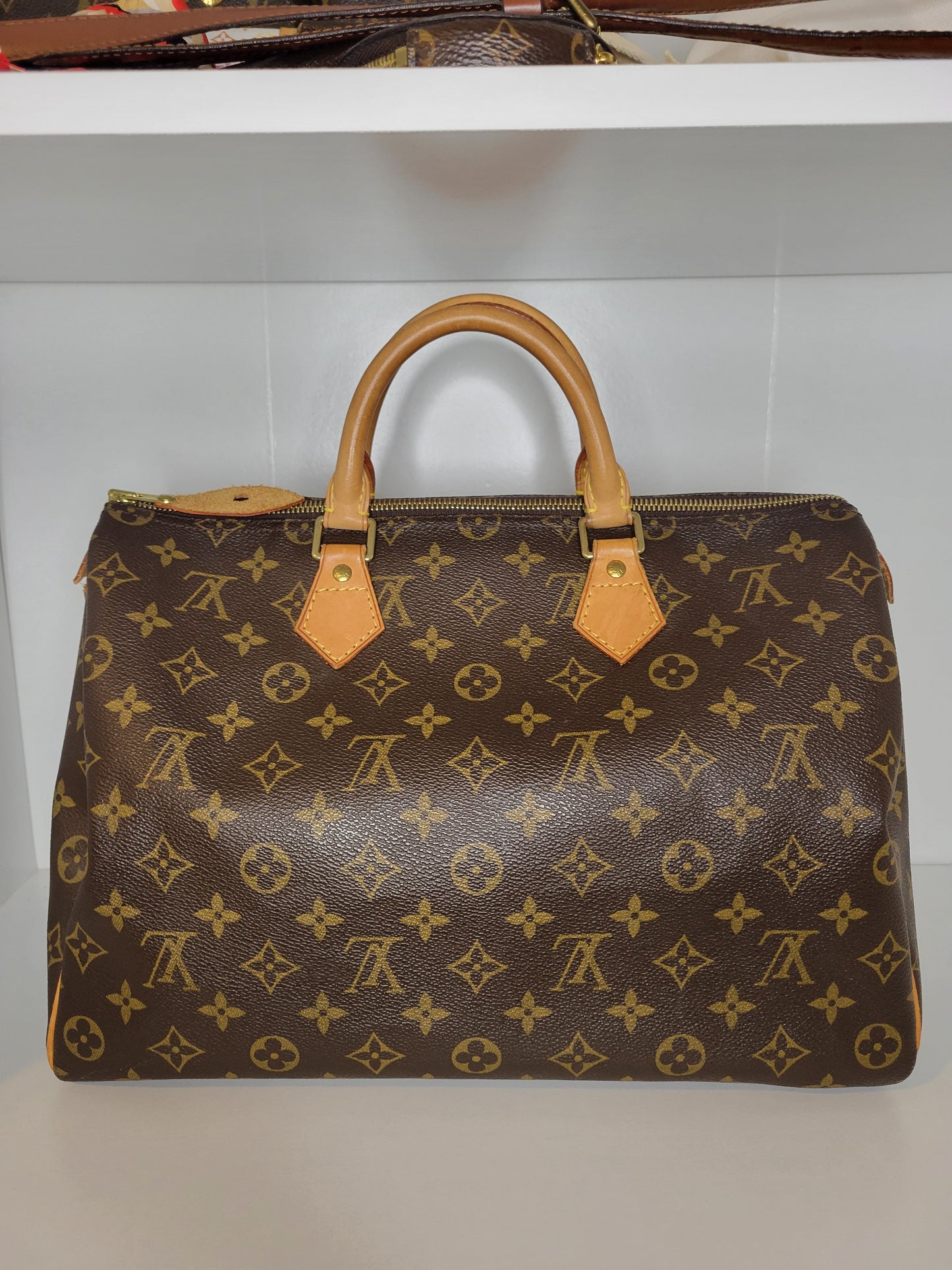 Louis Vuitton Monogram Speedy 35 MB0062