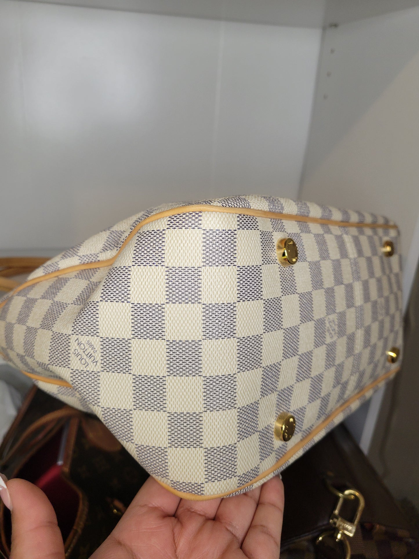 Louis Vuitton Damier Azur Figheri PM TR2192