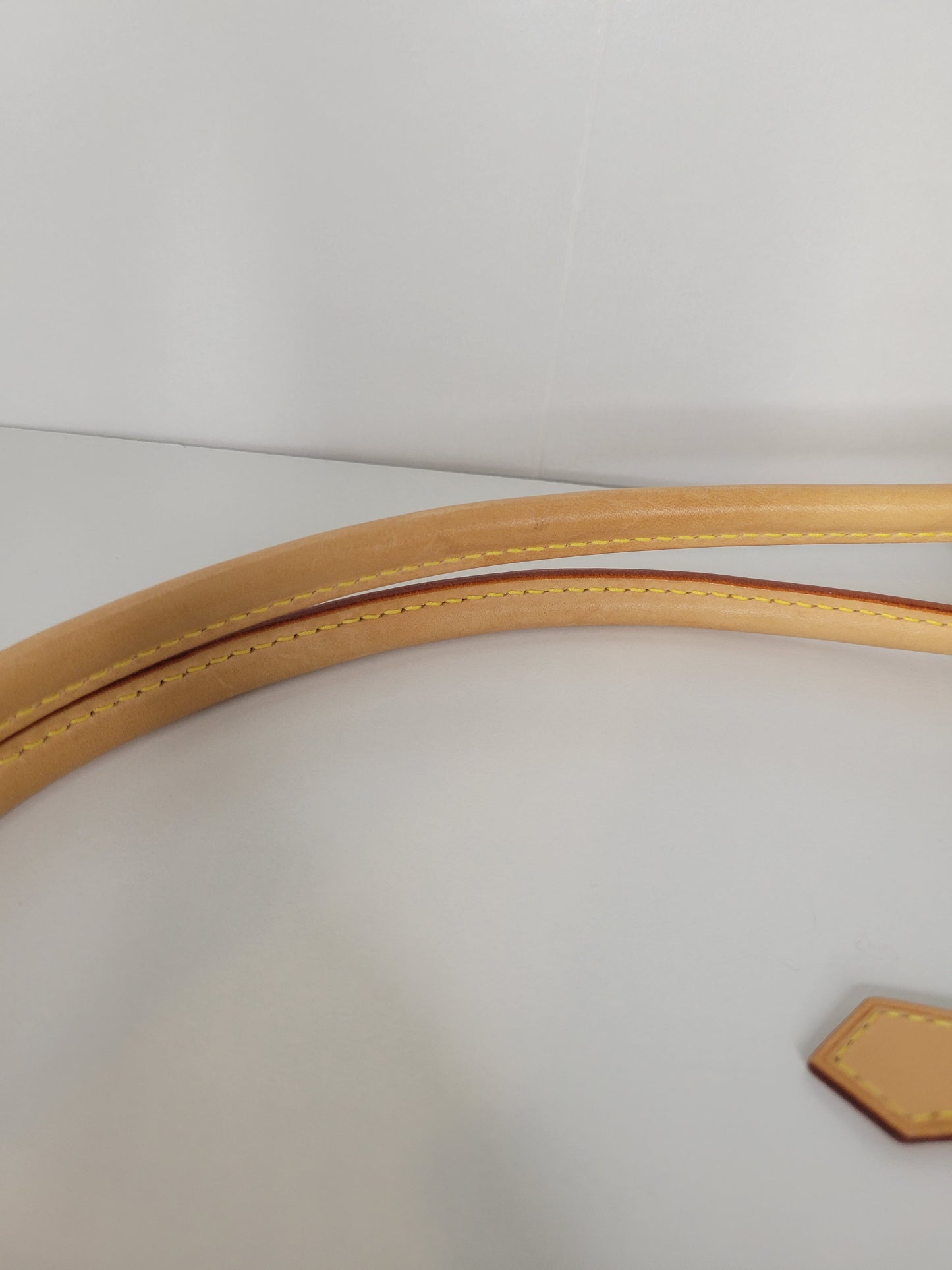 Louis Vuitton Damier Azur Figheri PM TR2192