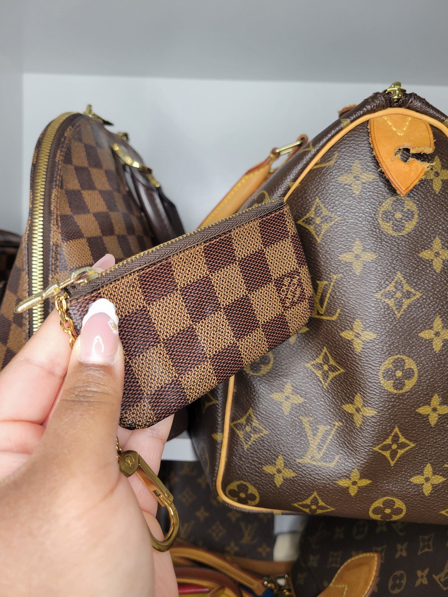 Louis Vuitton Damier Ebene Key Pouch SD0251