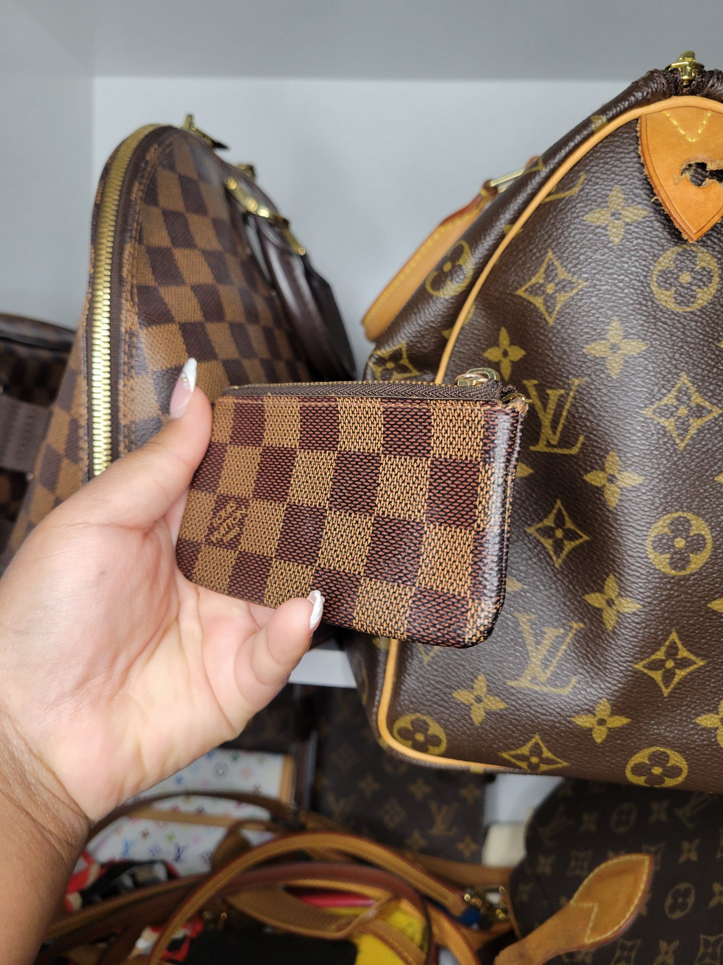 Louis Vuitton Damier Ebene Key Pouch SD0251