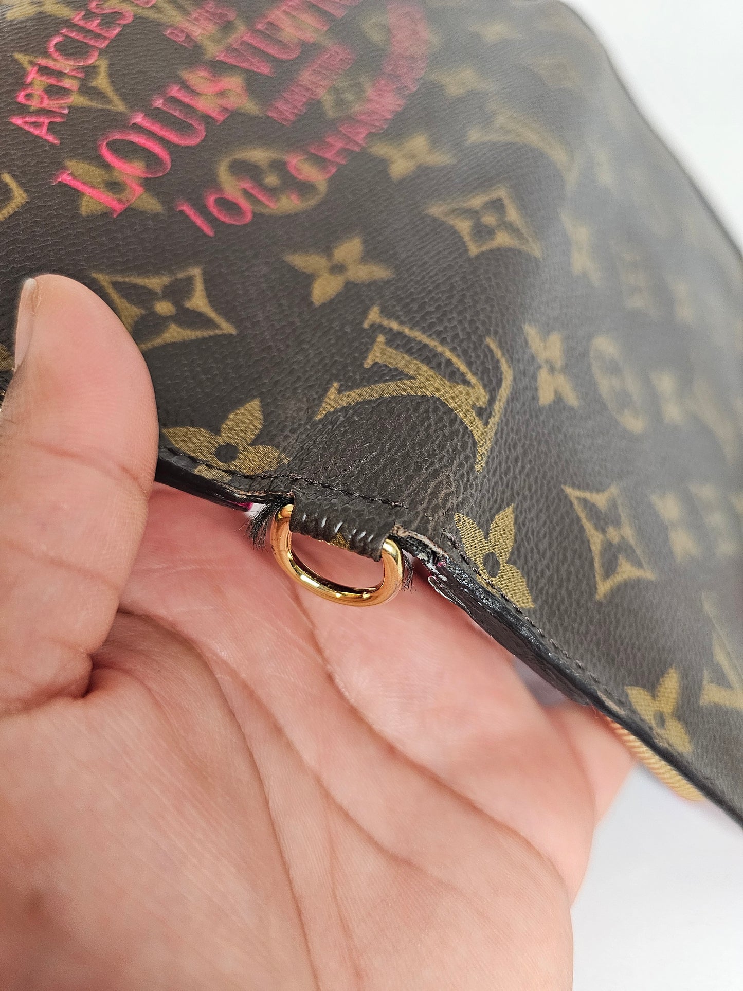 Louis Vuitton Monogram Ikat Rose Insolite CA0143