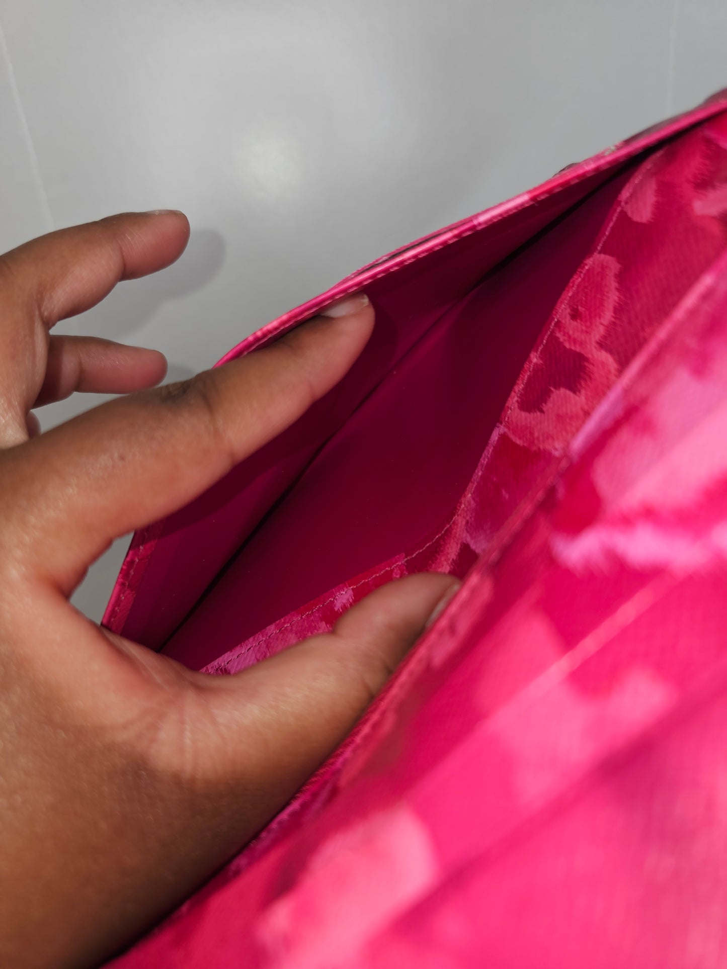 Louis Vuitton Monogram Ikat Rose Insolite CA0143