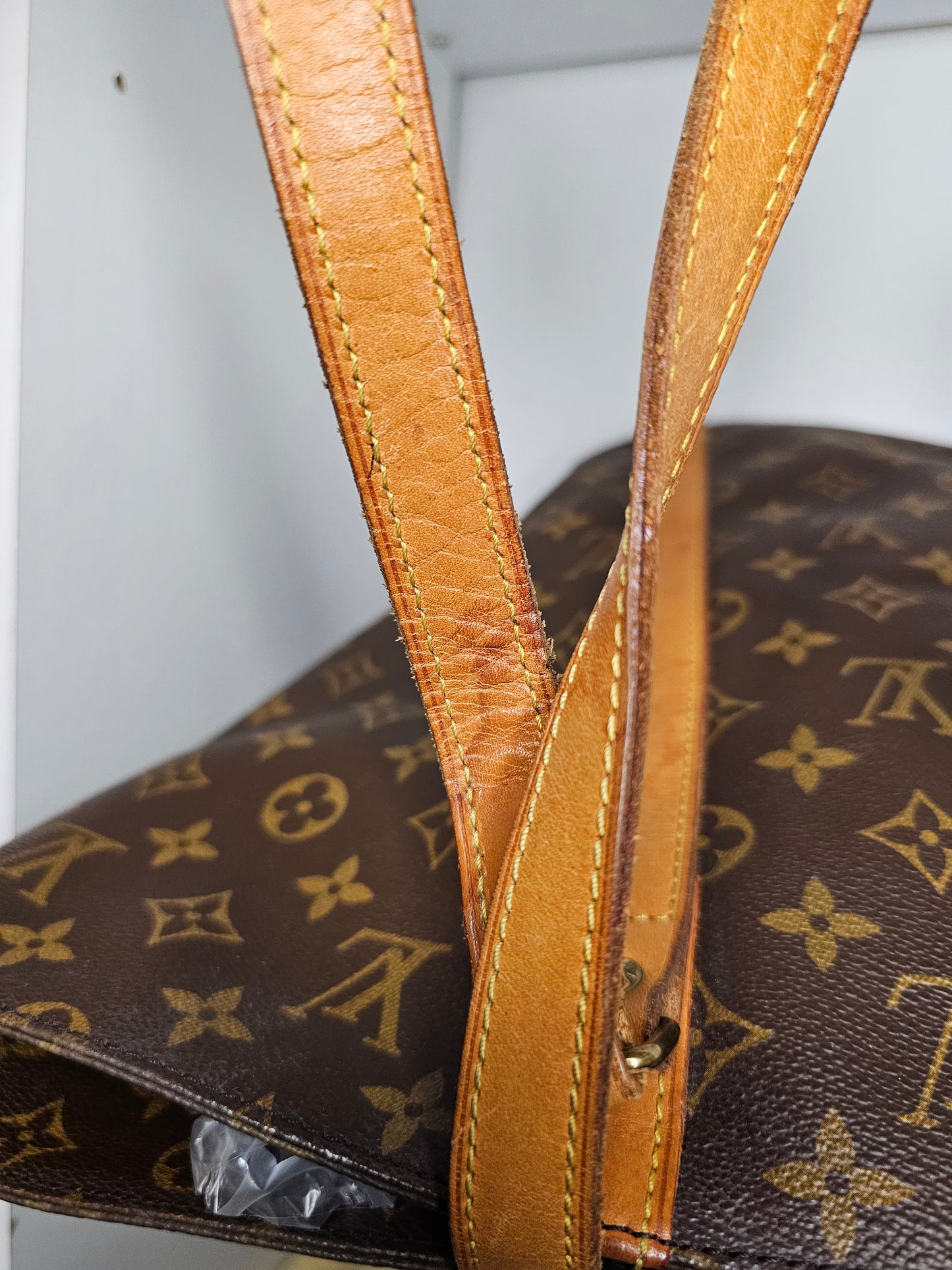 Louis Vuitton Sac Shopping Tote w / Pouch NO1910