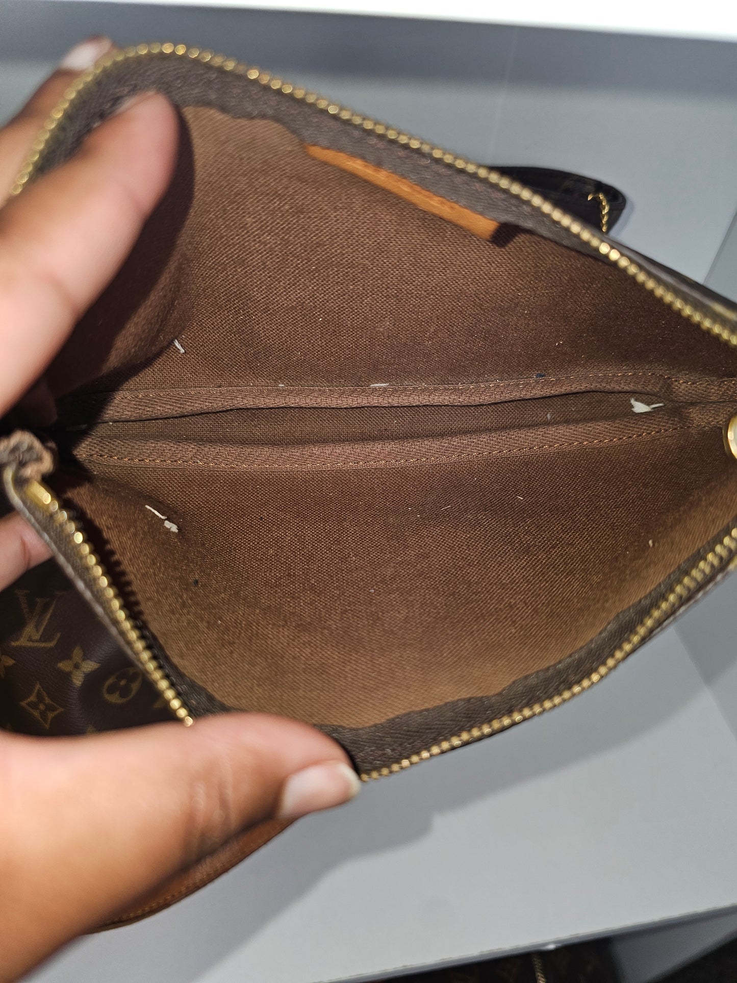 Louis Vuitton Sac Shopping Tote w / Pouch NO1910